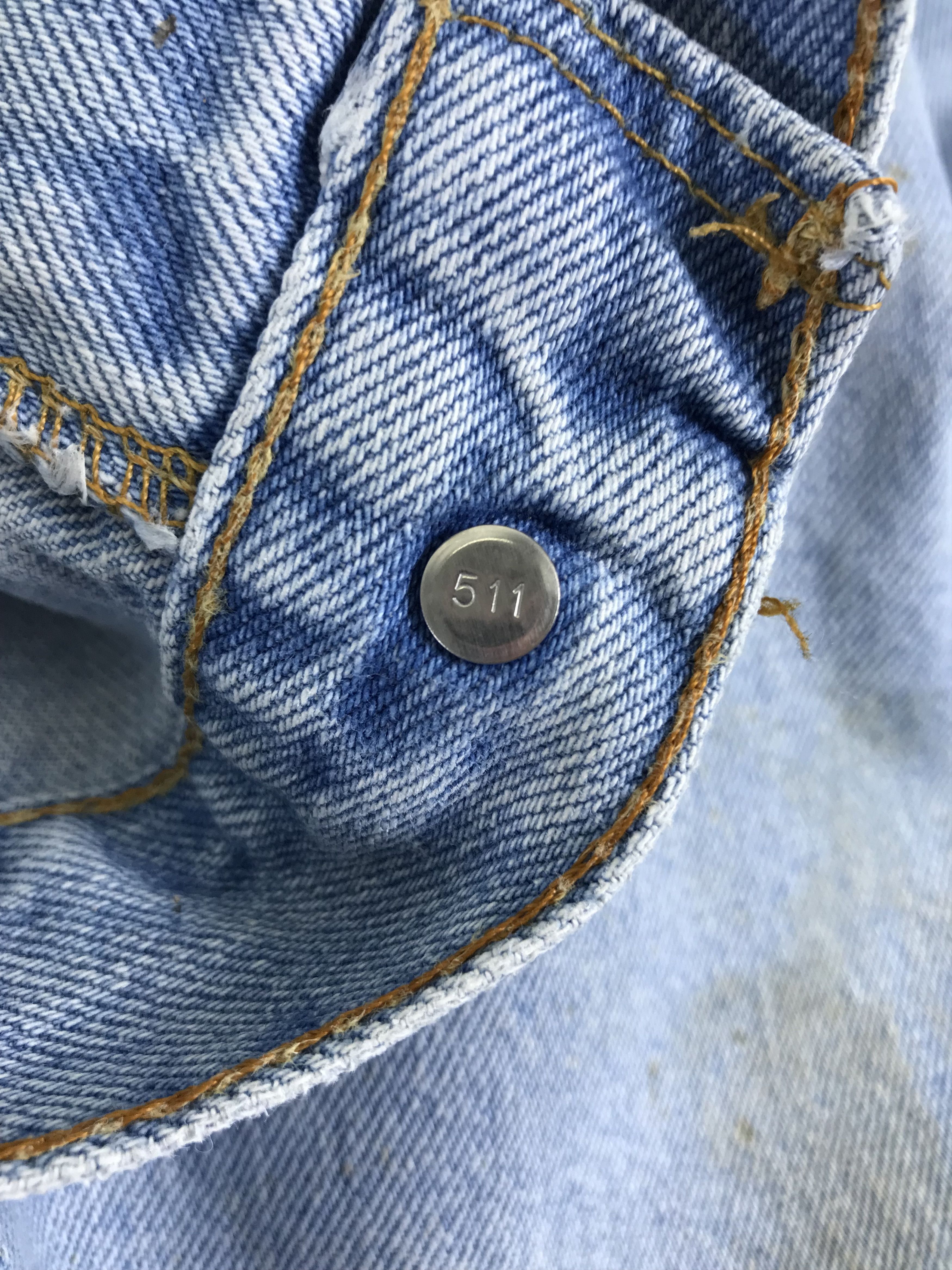 Levi's Vintage Levi's 560 Loose Fit Short Jeans Size US 36 / EU 52 - 4 Thumbnail