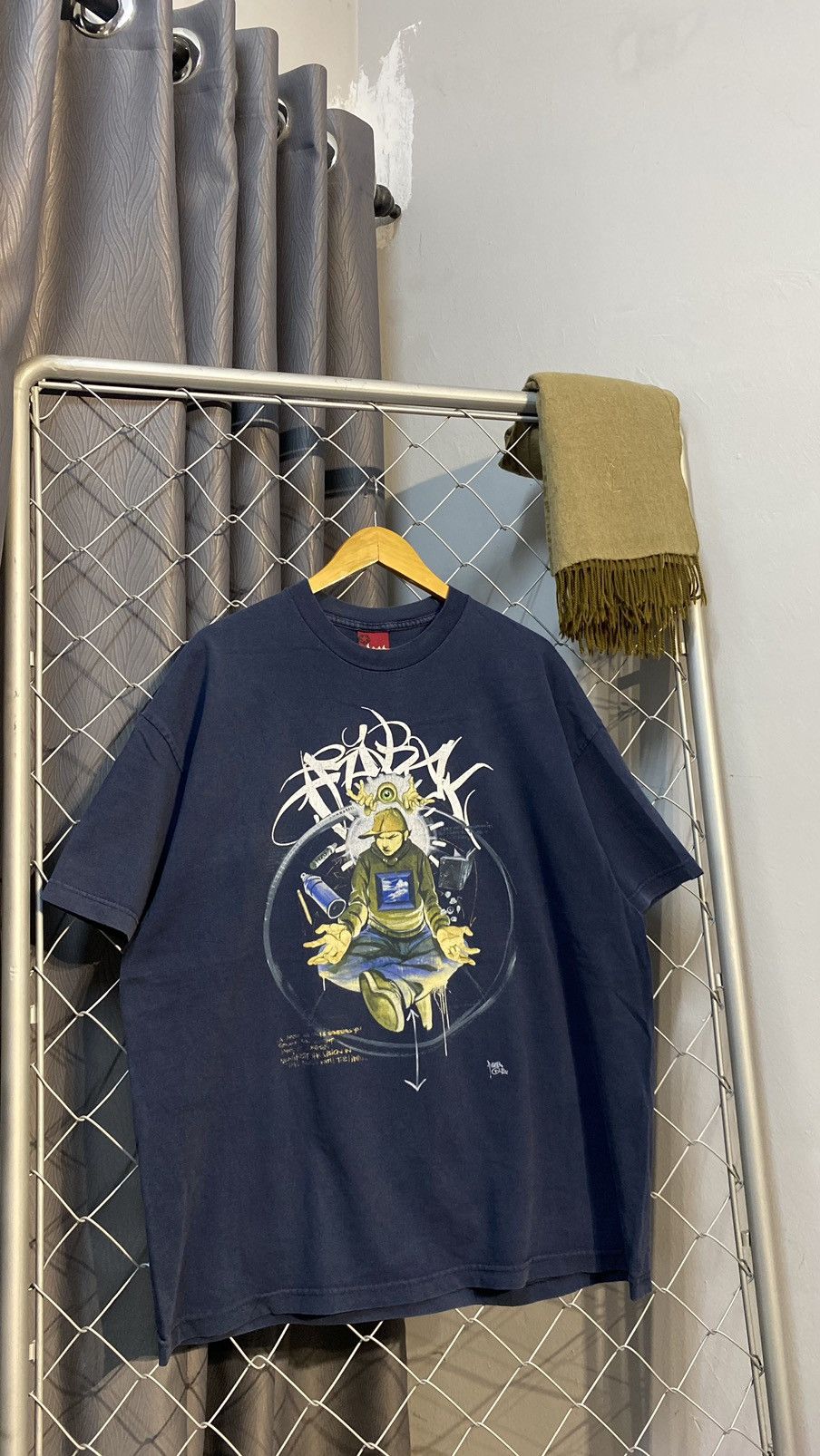 Japanese Brand × Tribal Streetwear × Vintage VINTAGE 90's TRIBAL Y2K GRAPHIC DESIGN TSHIRT XXL Size US XXL / EU 58 / 5 - 1 Thumbnail