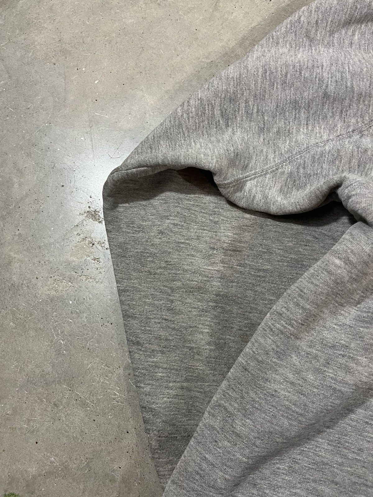 Vintage Vintage Y2K Dragon Skateboards Logo Hoodie Gray Size US L / EU 52-54 / 3 - 9 Thumbnail