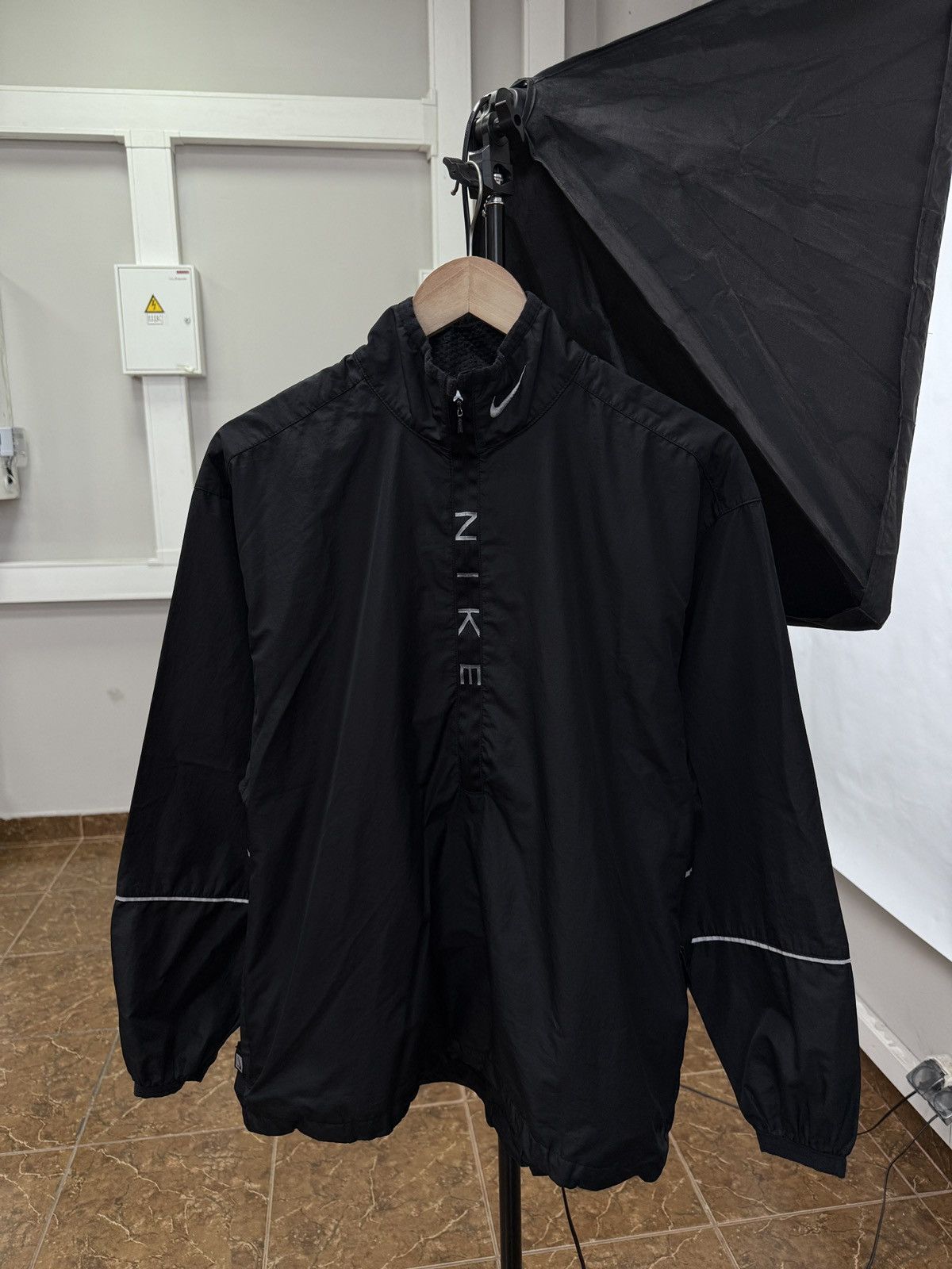 Nike 🇺🇸 Vintage 90s Nike Archival Windbreaker Anorak Jacket Retro Size US M / EU 48-50 / 2 - 2 Thumbnail