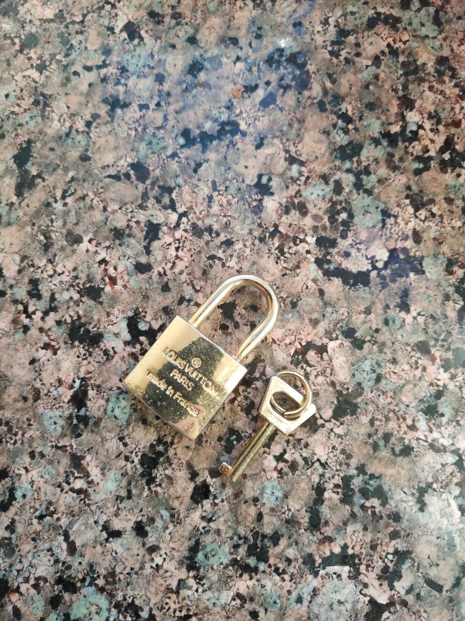 Louis Vuitton Louis Vuitton Padlock and Key Set - Authentic Gold Brass Size ONE SIZE - 11 Thumbnail