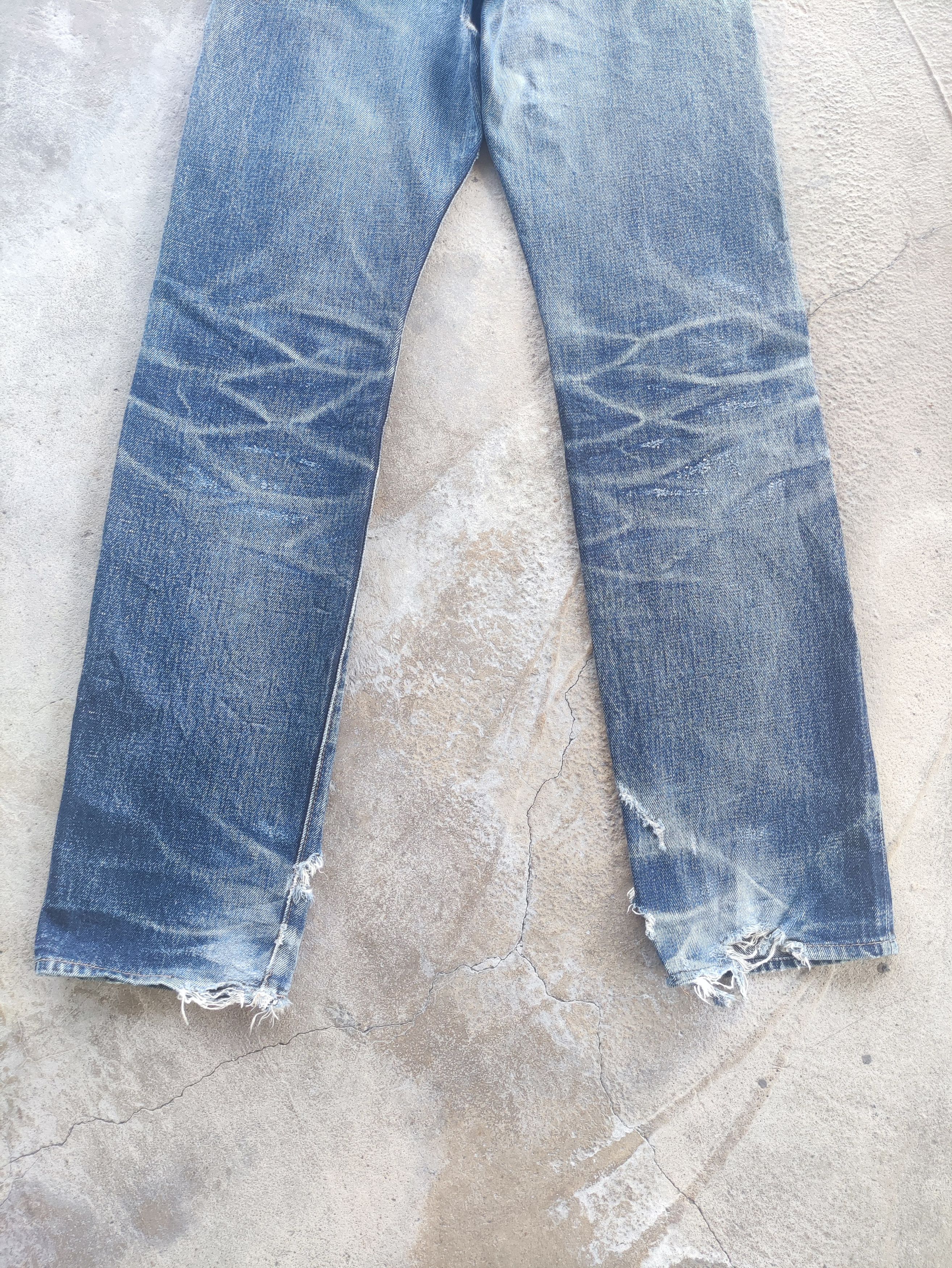 Japanese Brand Vintage Japanese Brand Button Distressed Faded Denim Pants Size US 28 / EU 44 - 9 Thumbnail