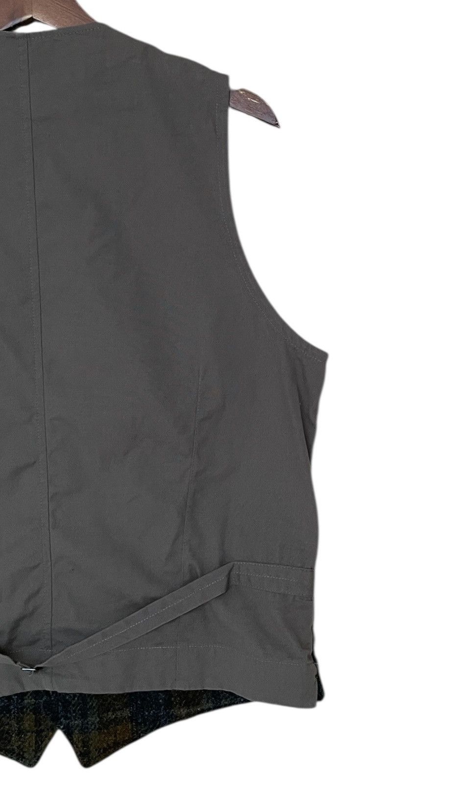 Harris Tweed × Vintage Vintage Brand Harris Tweed Wool Checkered Vest 1990s Size US L / EU 52-54 / 3 - 6 Thumbnail