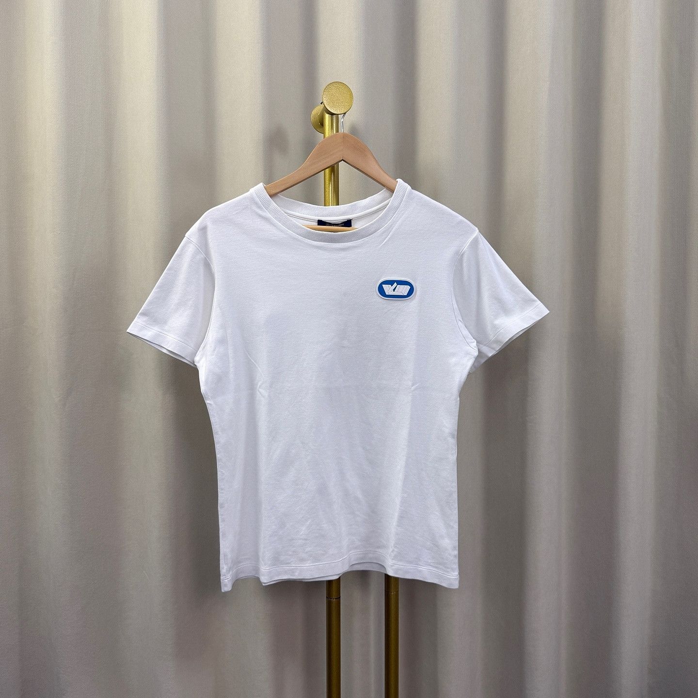 Louis Vuitton Louis Vuitton Logo Patch T-Shirt Size M Size M / US 6-8 / IT 42-44 - 1 Thumbnail