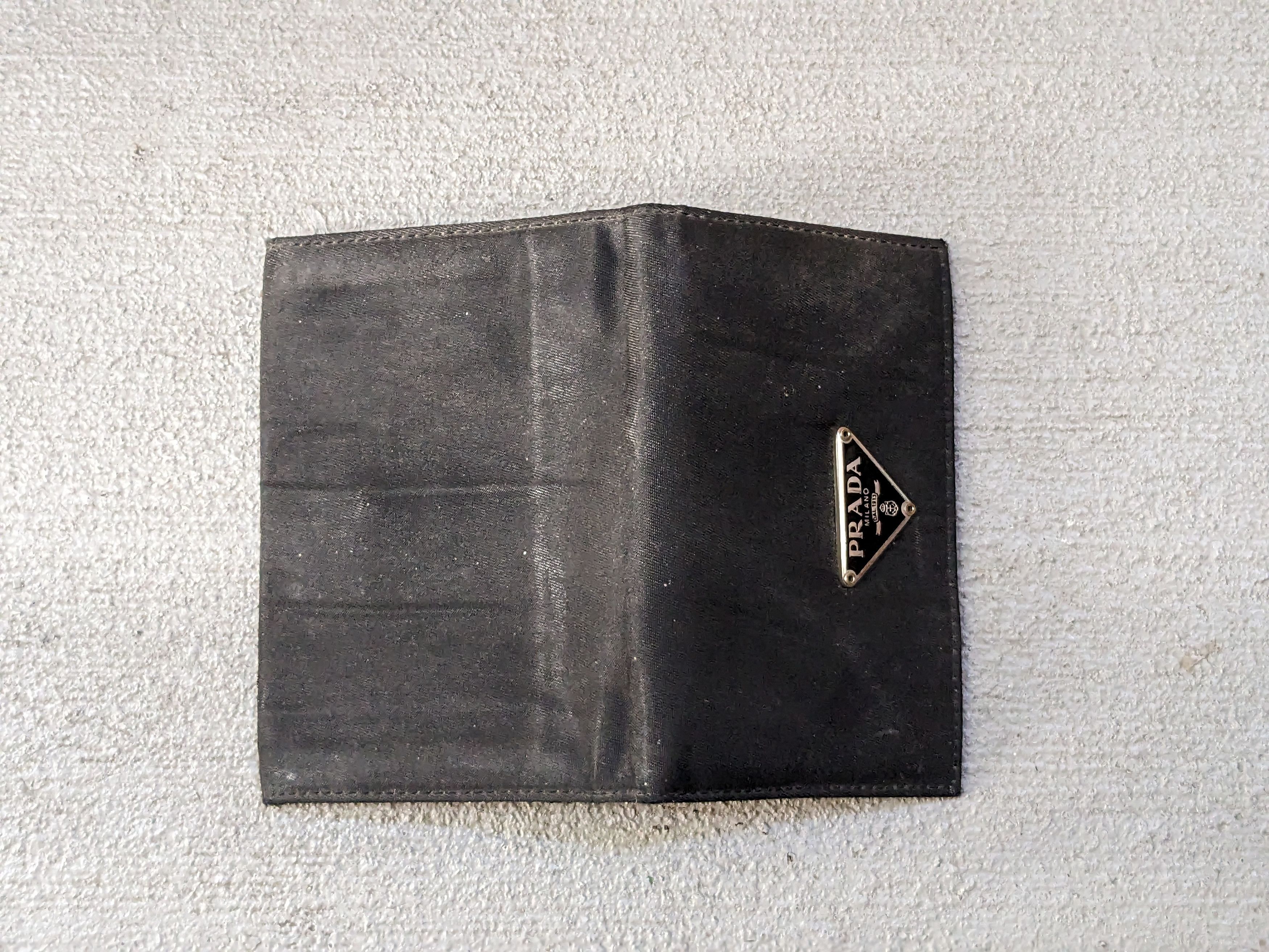 Prada Prada Wallet Black Nylon Leather Bifold Cardholder Italy Y2K Size ONE SIZE - 8 Thumbnail