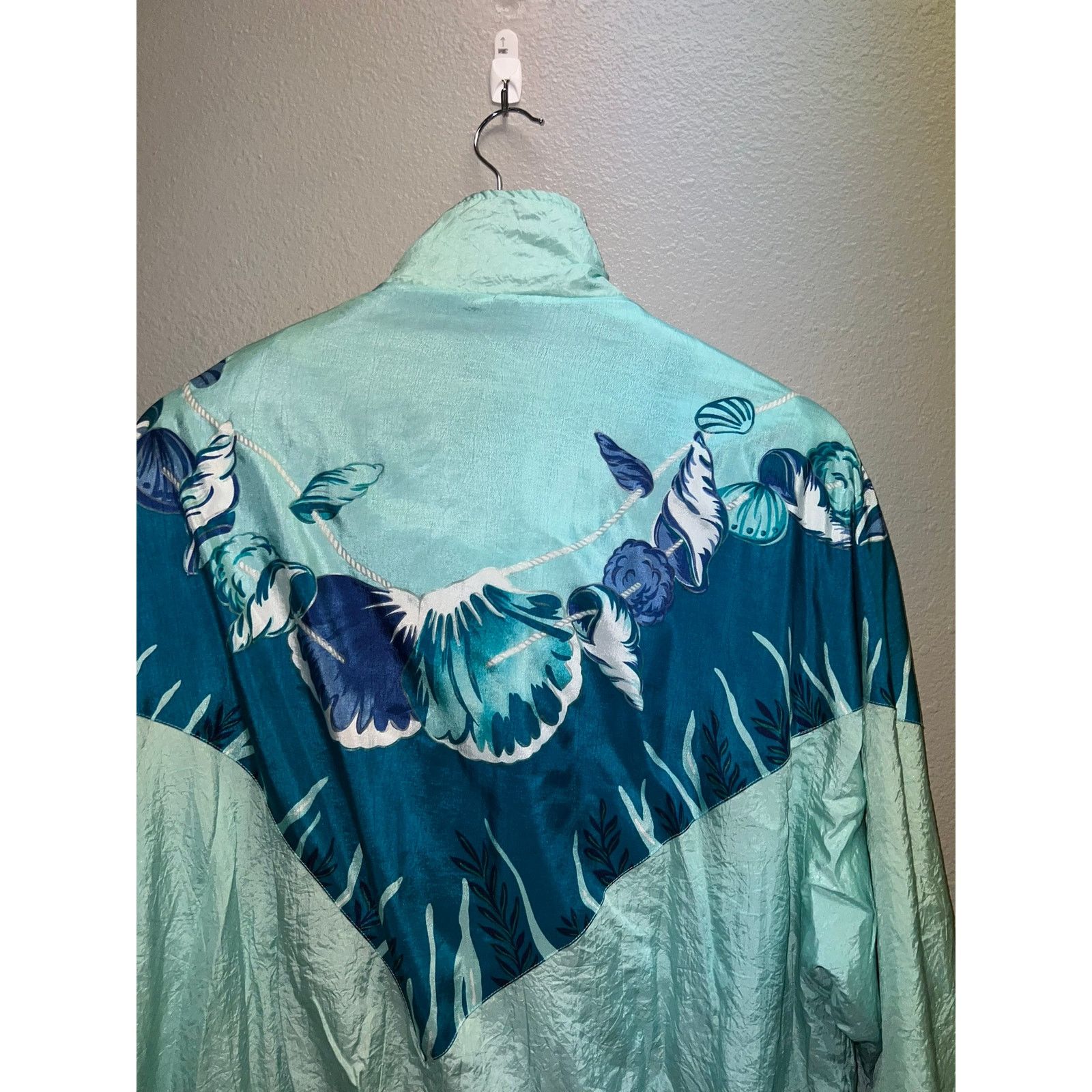 Vintage Vintage Womens Lavon Windbreaker Shells Shell Full Zip VTG L Size L / US 10 / IT 46 - 9 Thumbnail
