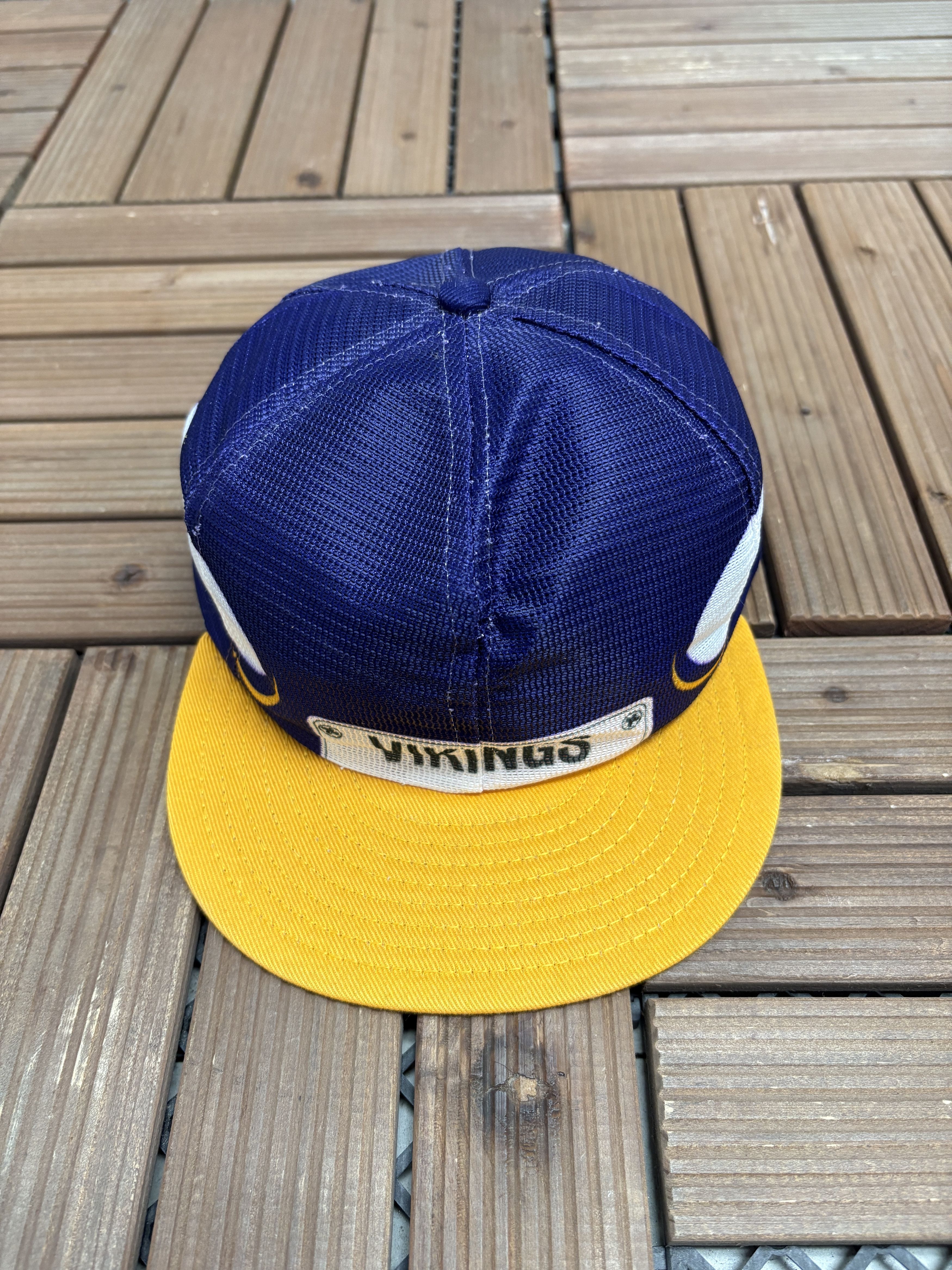 Vintage Minnesota Vikings Helmet Design Vintage Purple Snap Back Hat Size ONE SIZE - 2 Thumbnail