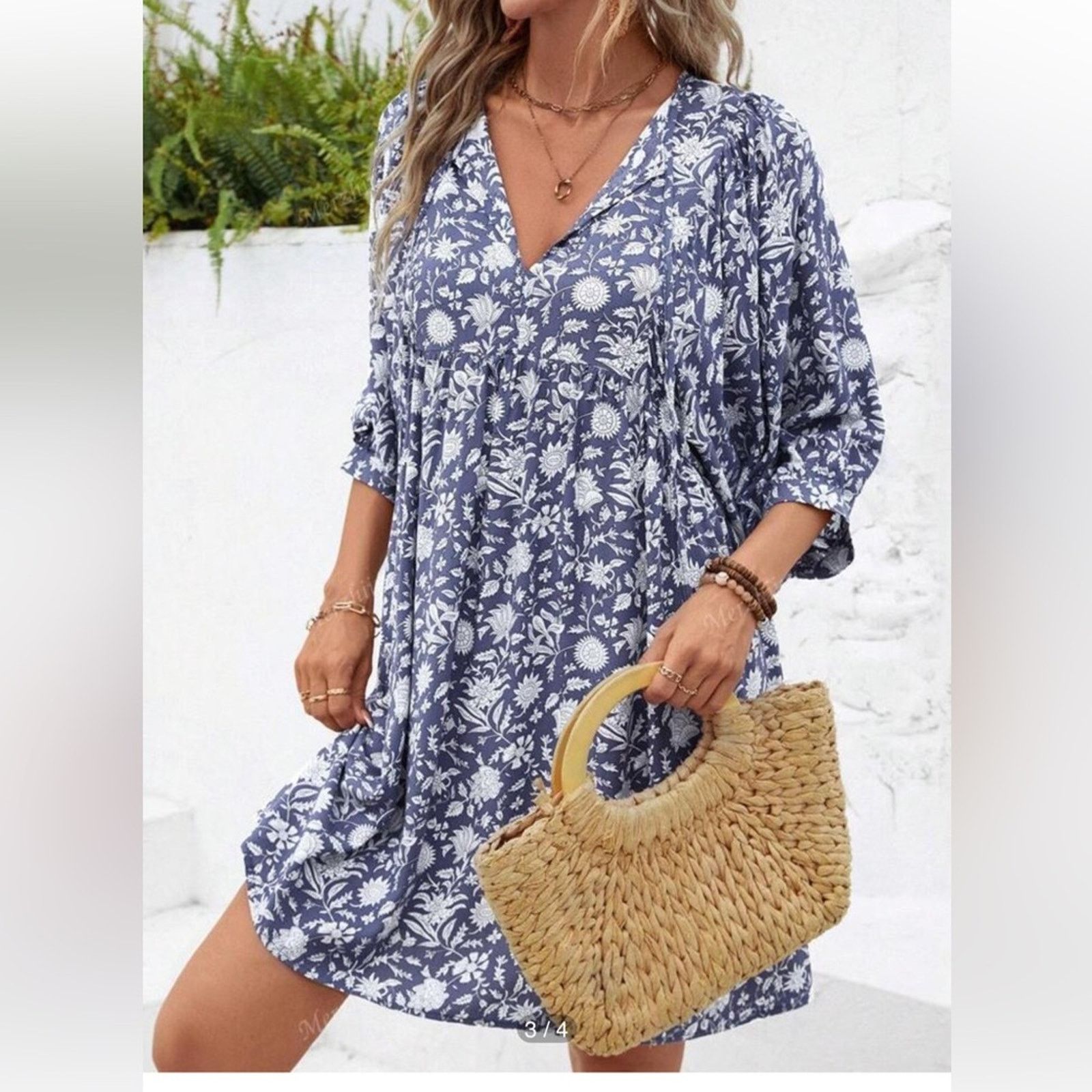 Shein Floral Blue and White Rayon Dress Size XL / US 12-14 / IT 48-50 - 1 Thumbnail