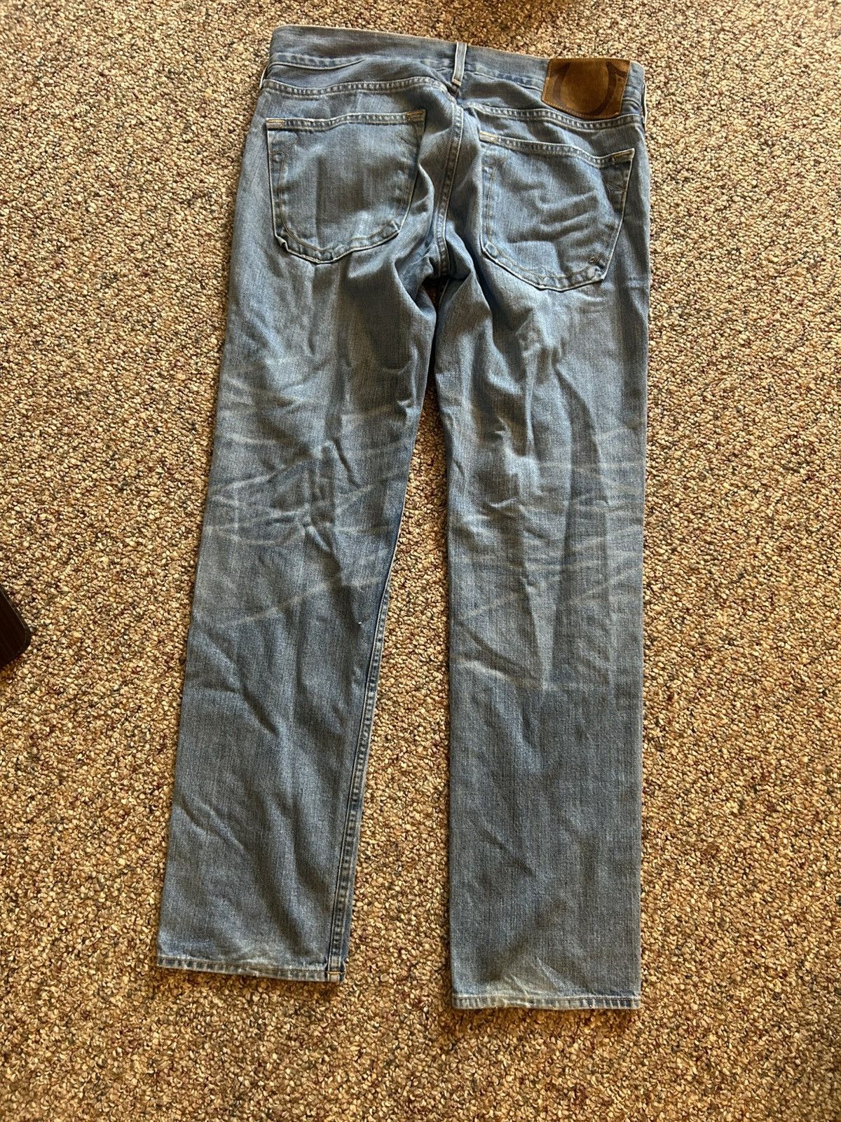 True Religion True Religion leather patch small stitching logo denim Size US 34 / EU 50 - 1 Thumbnail
