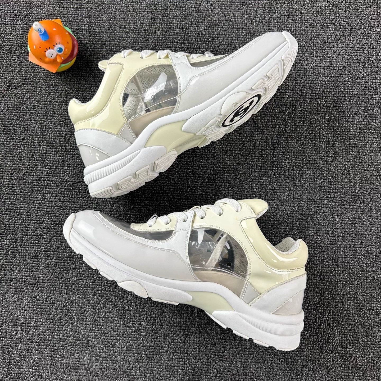 Chanel Chanel transparent CC sneakers women's 36 Size US 5 / IT 35 - 3 Thumbnail