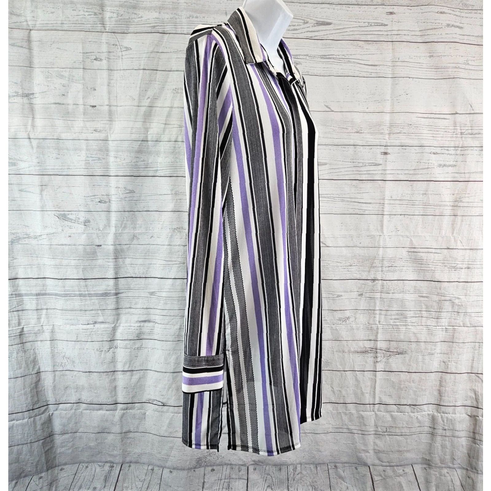 Vintage Chico's Travelers Button-Up Tunic Womens Small Purple Black Semi Sheer VINTAGE? Size S / US 4 / IT 40 - 3 Thumbnail