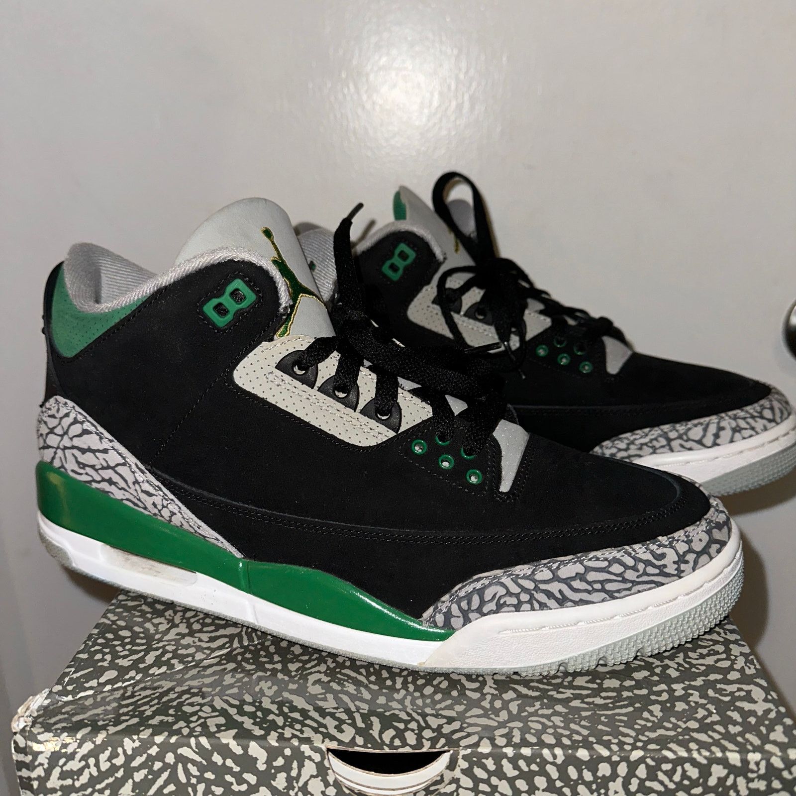 Jordan Brand × Nike Air Jordan 3 Retro Black/PINE GREEN 2021 Worn Once 10 mens Size US 10 / EU 43 - 11 Thumbnail