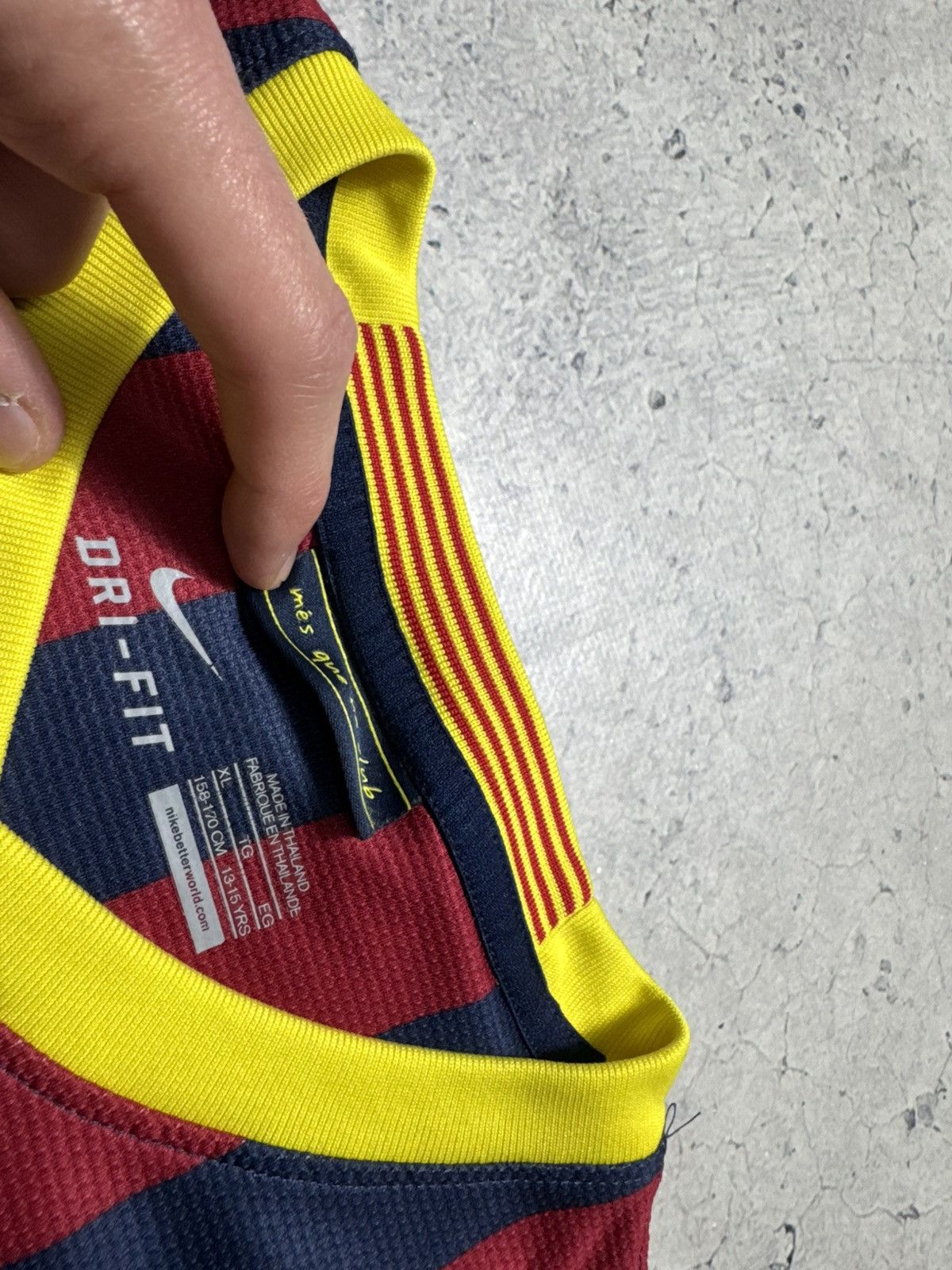 Nike Nike FC Barcelona 2013/2014 Vintage Soccer Jersey Drill Size US S / EU 44-46 / 1 - 7 Thumbnail