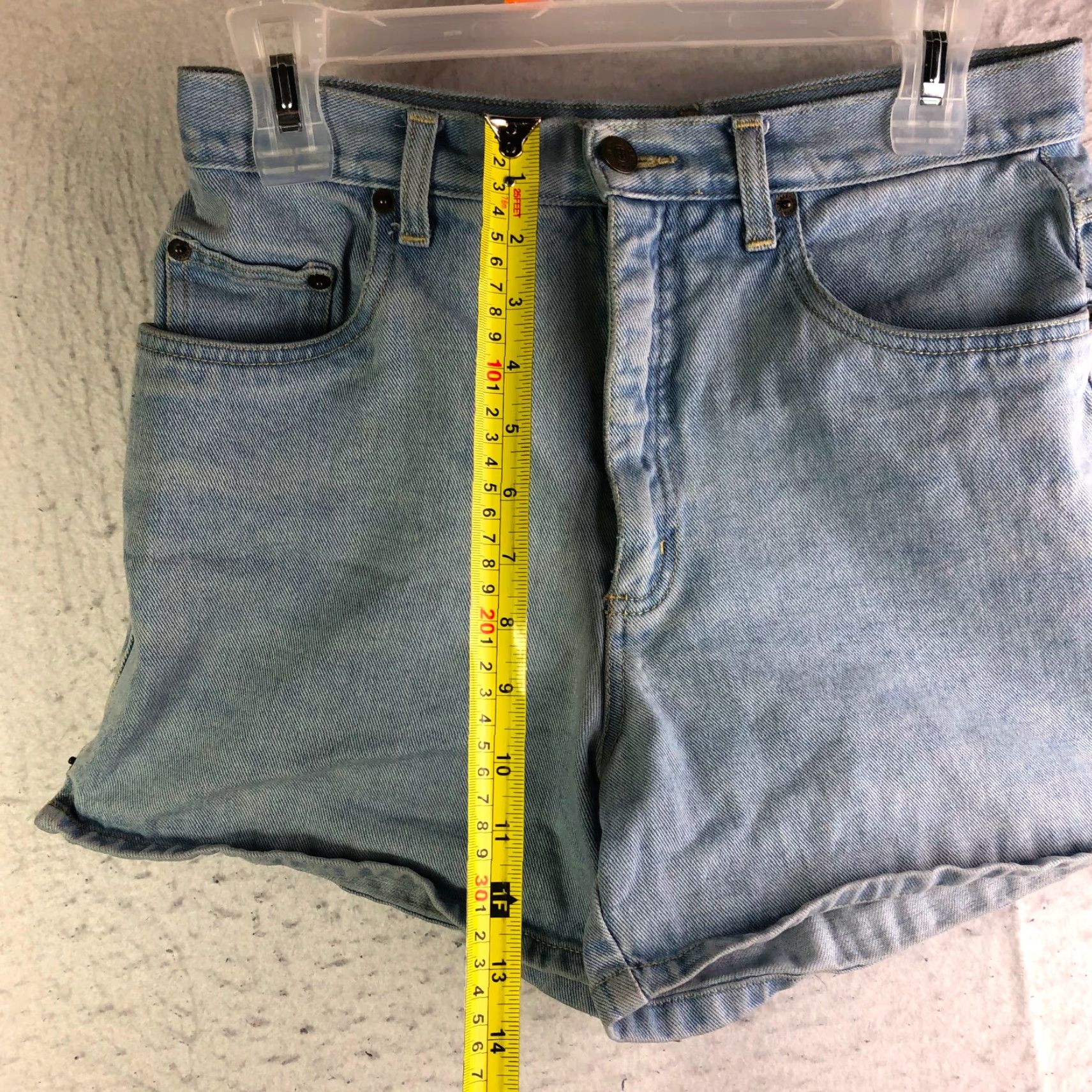 Bill Blass Bill Blass Womens Jeans Shorts Boyfriend 28" Waist Size 8 Blue Denim Cotton Regular Rise Mid Front Zip Size 28" / US 6 / IT 42 - 3 Thumbnail