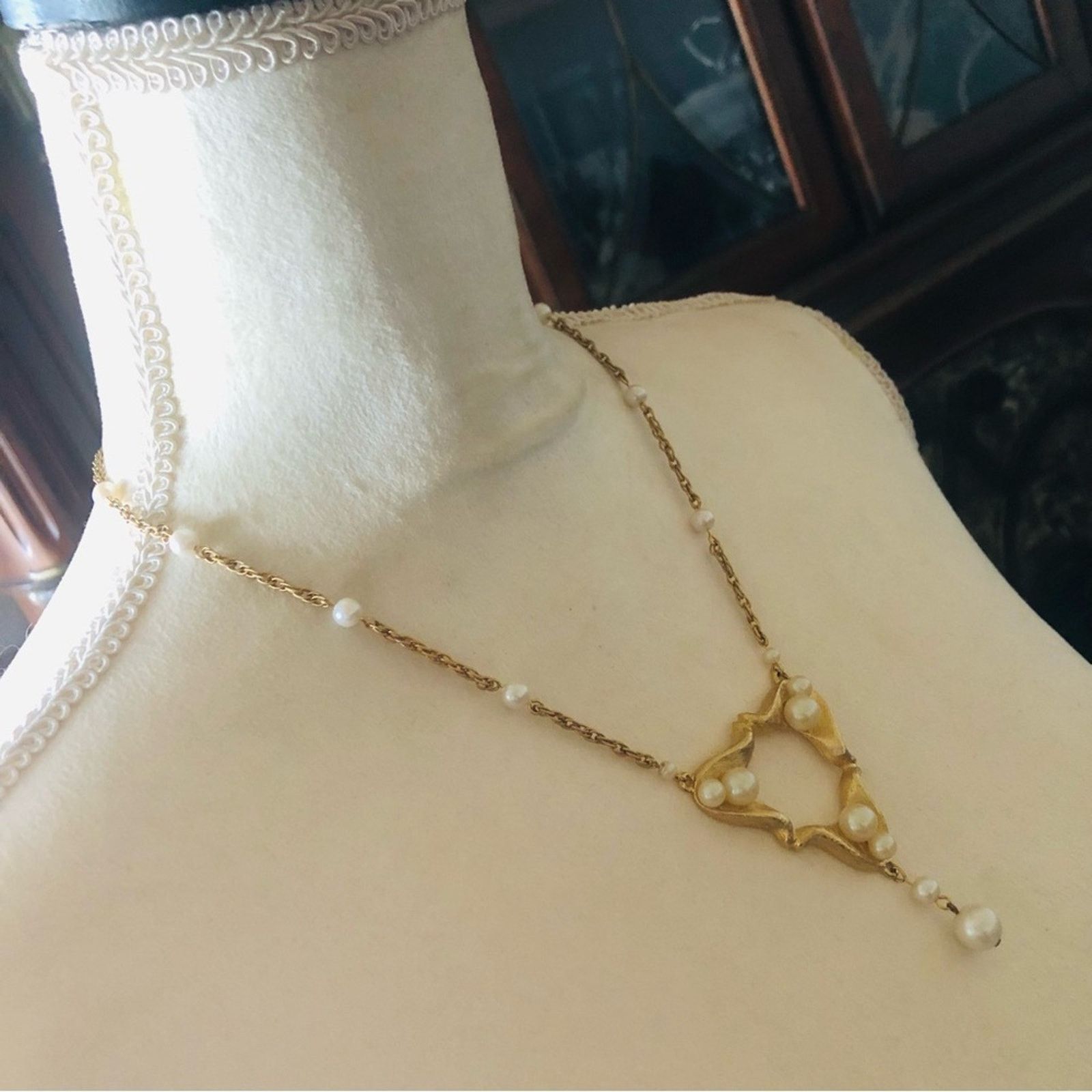 Vintage Vintage 1970’s Tortolani Crislu triangle pendant necklace Size ONE SIZE - 3 Thumbnail