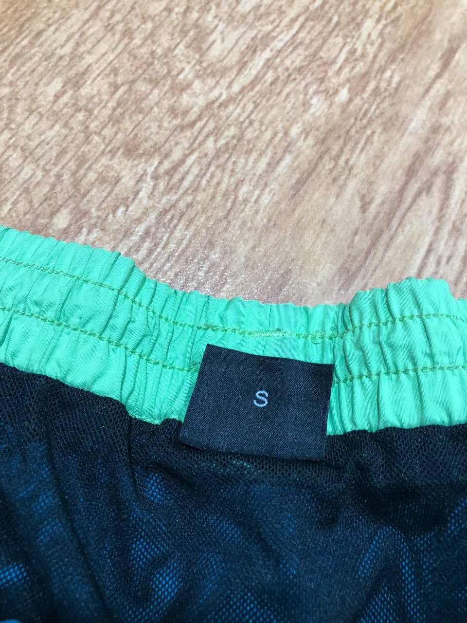 Hugo Boss Vintage Hugo Boss Y2K Logo Streetwear Shorts Size S Size US 30 / EU 46 - 3 Thumbnail