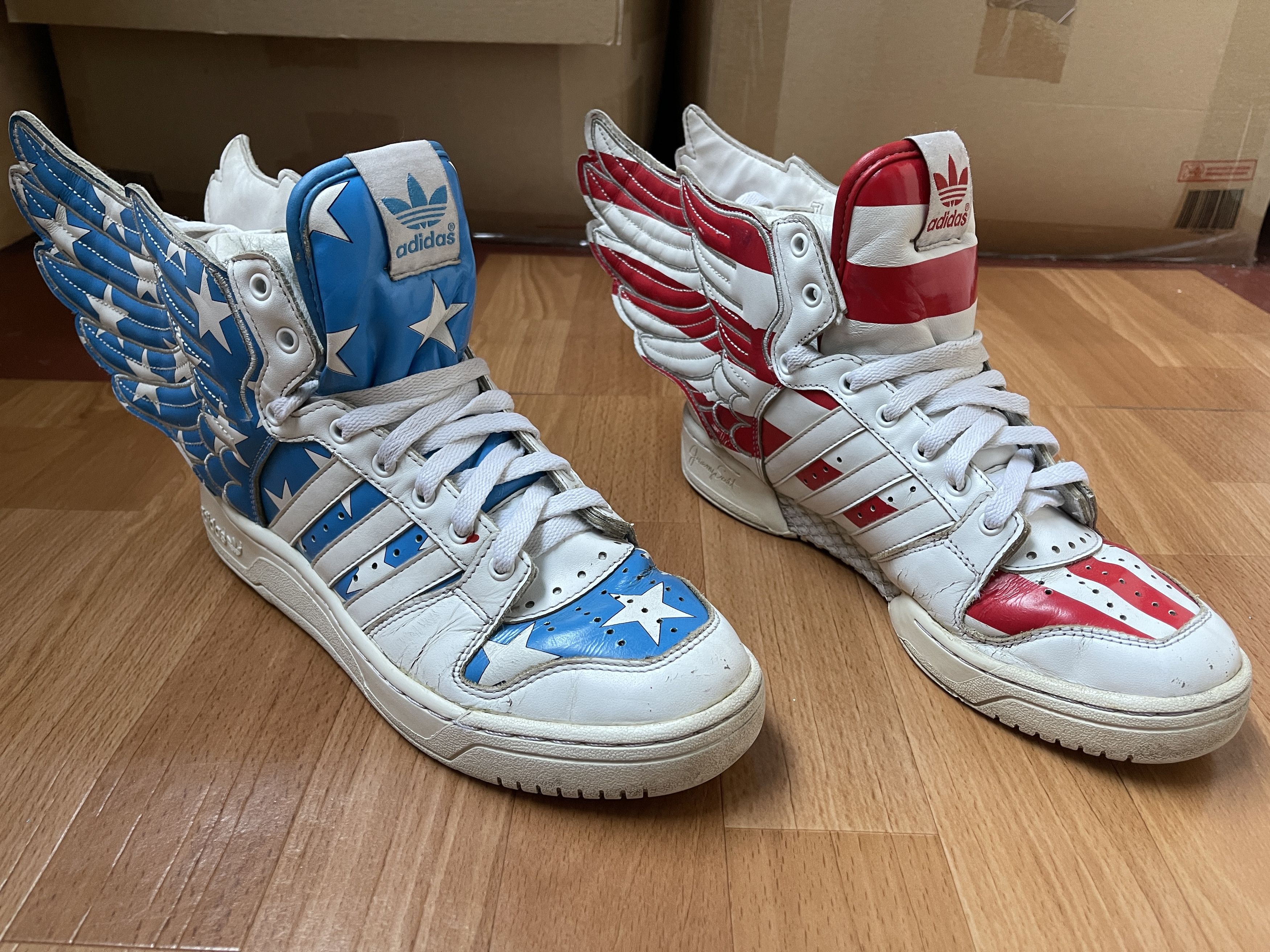 Adidas × Jeremy Scott Adidas Jeremy Scott Wings 2.0 FLAG Stars and Stripes V24619 Size US 7.5 / EU 40-41 - 3 Thumbnail