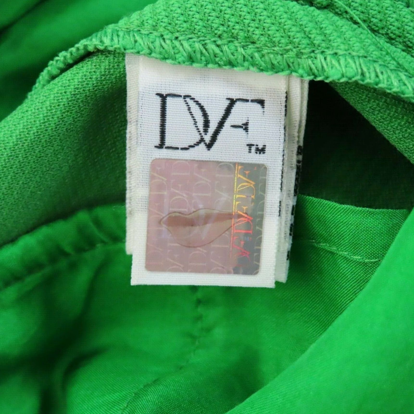 Diane von Furstenberg Diane von Furstenberg Women 2 New Boymuda Green High Waisted Belt Bermuda Shorts Bermuda Shorts Green Belted Women 2 jeans? Size 26" / US 2 / IT 38 - 6 Thumbnail