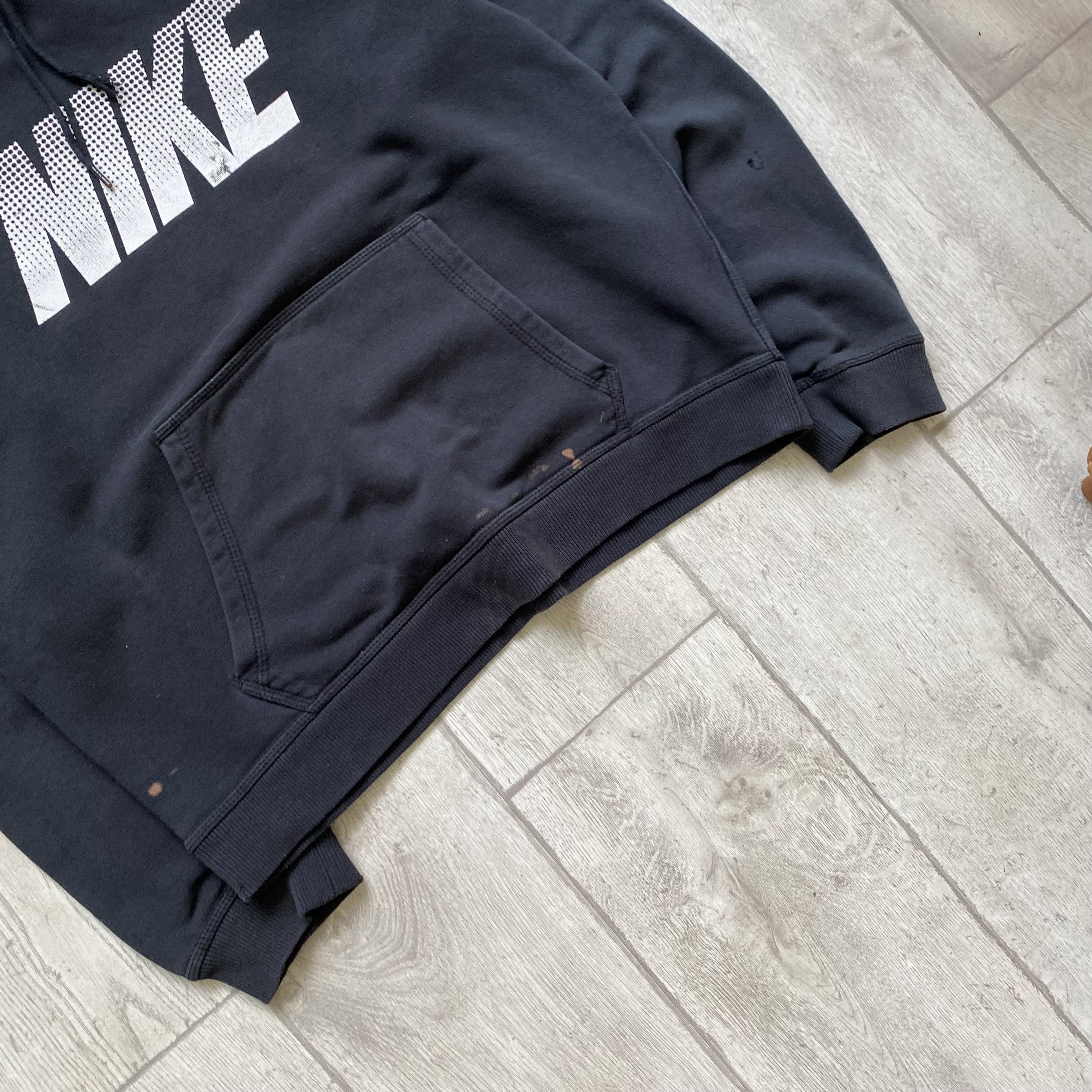 Nike 🛹 Distressed Nike hoodie center logo Vintage style skater Size US M / EU 48-50 / 2 - 3 Thumbnail