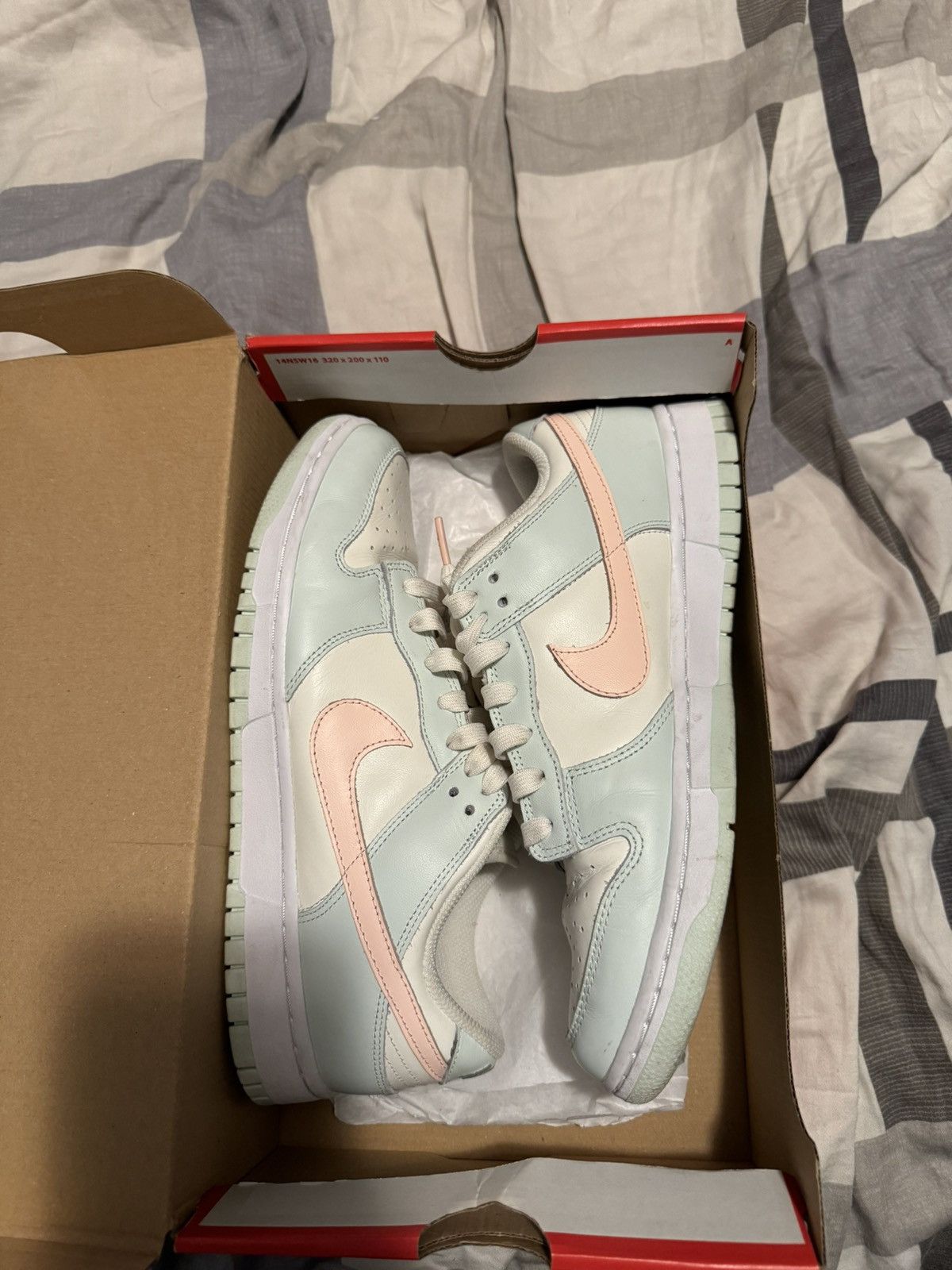 Nike Nike Dunk Low Barely Green Size US 9 / EU 42 - 1 Thumbnail