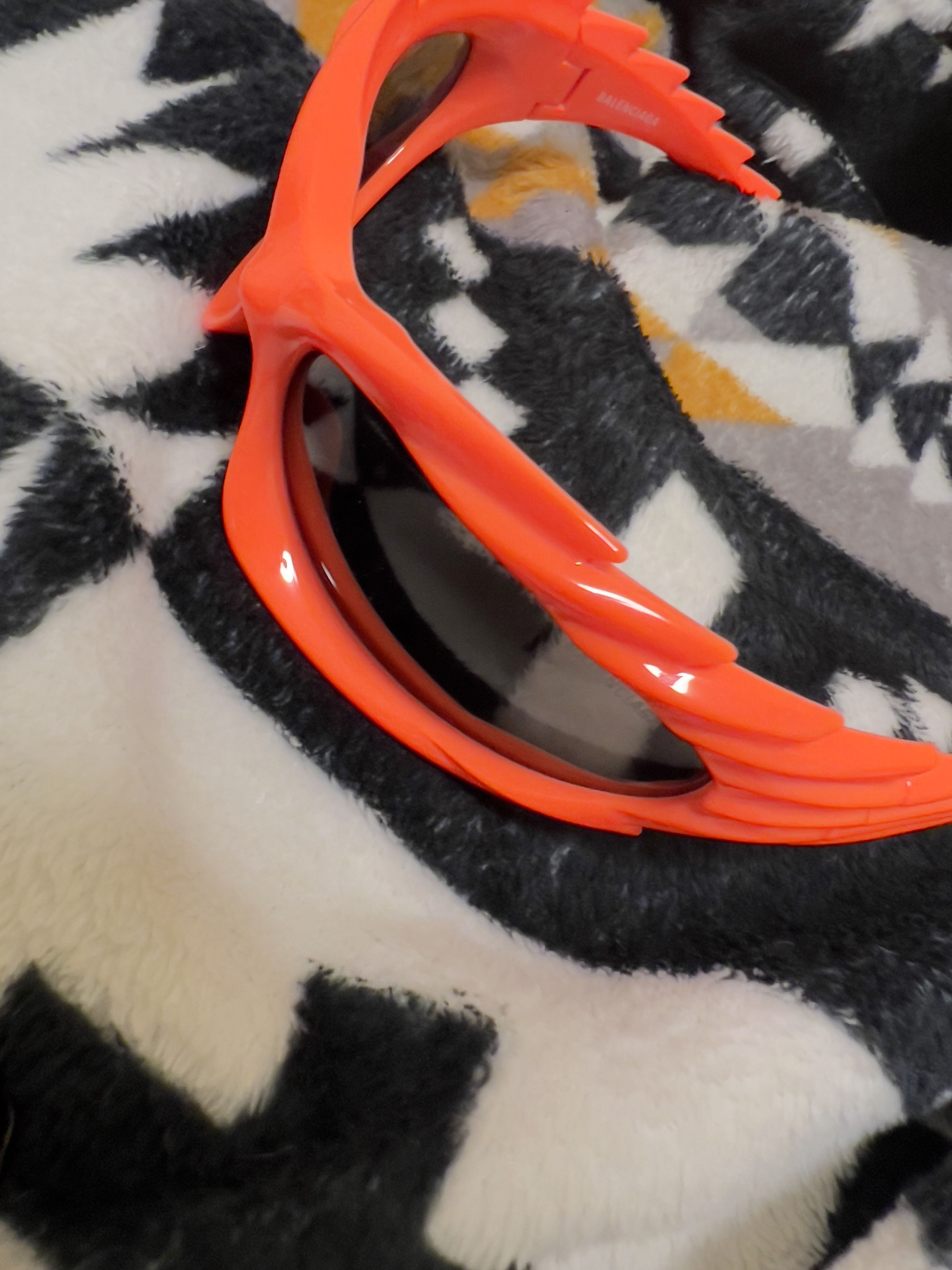 Balenciaga Balenciaga SS23 -Extreme Spikes Orange Sunglasses Size ONE SIZE - 23 Thumbnail