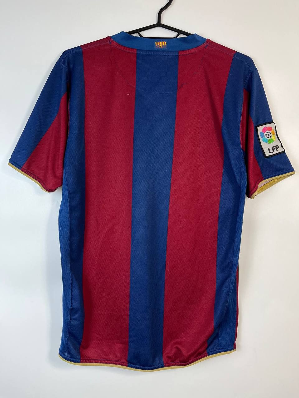 Nike FC BARCELONA 2007 2008 HOME SHIRT JERSEY NIKE MENS SIZE XS Size US XS / EU 42 / 0 - 4 Thumbnail