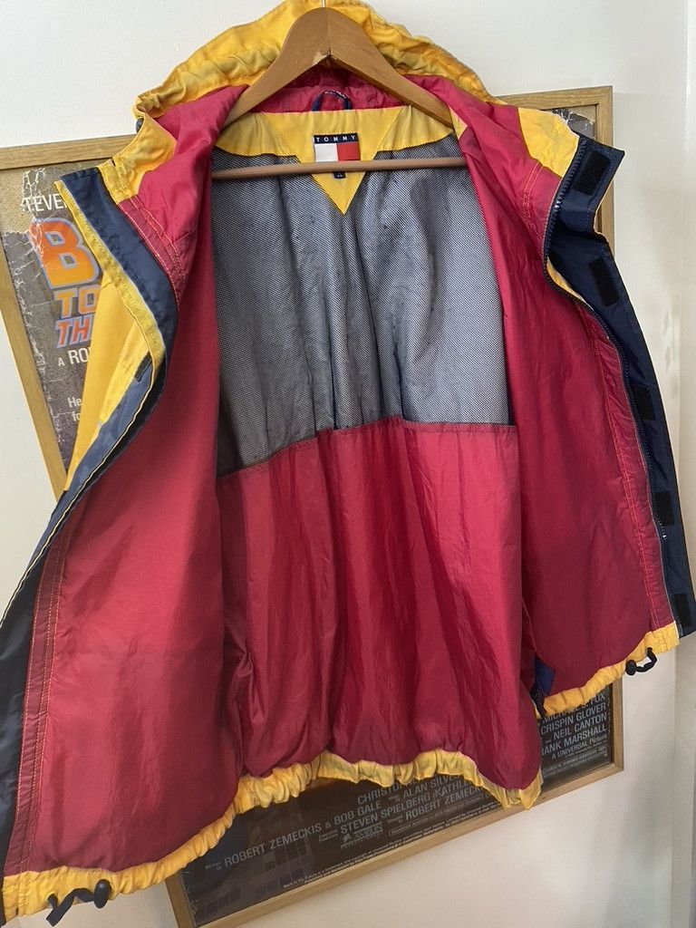 Tommy Hilfiger 90s Vintage Tommy Hilfiger Outdoor Expedition Sailing Jacket Size US L / EU 52-54 / 3 - 8 Thumbnail