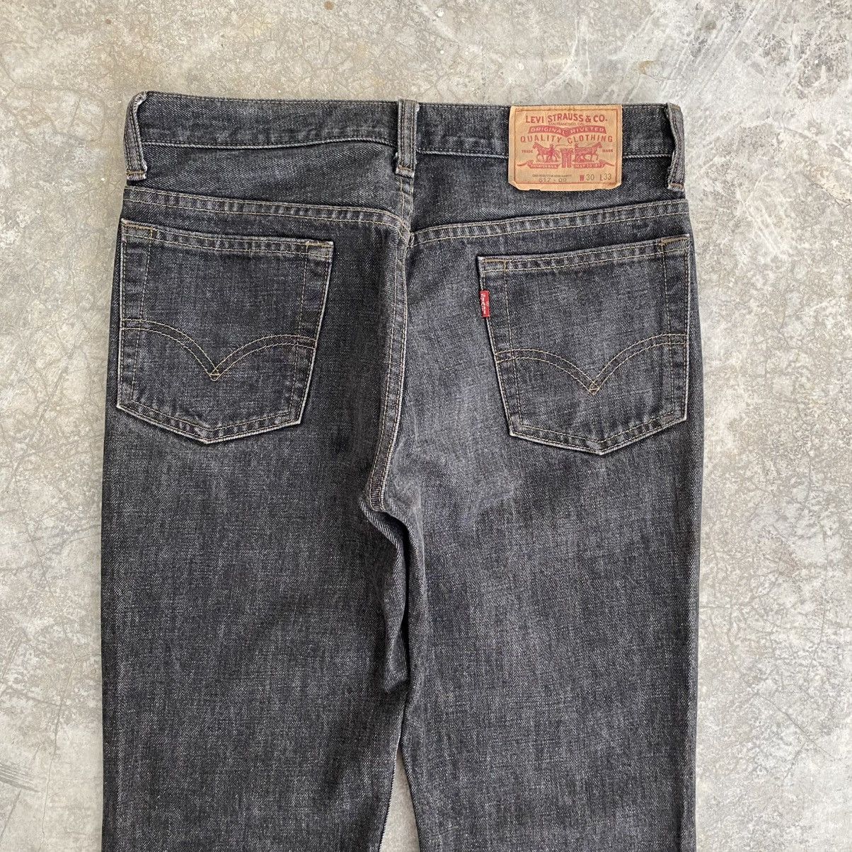 Levi's Size 30x31 Vintage Early 2000’s Levis 517 Black Flared Jeans Size US 30 / EU 46 - 16 Thumbnail