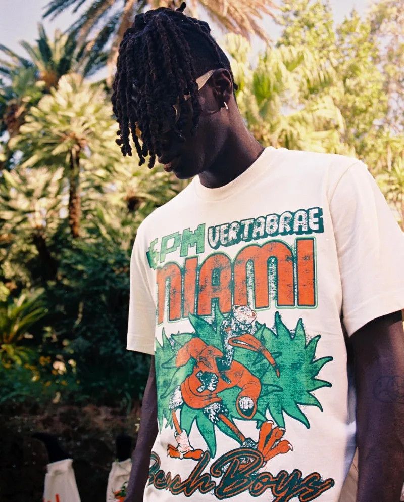 Vintage Miami At 6PM Tee Size US XL / EU 56 / 4 - 1 Thumbnail