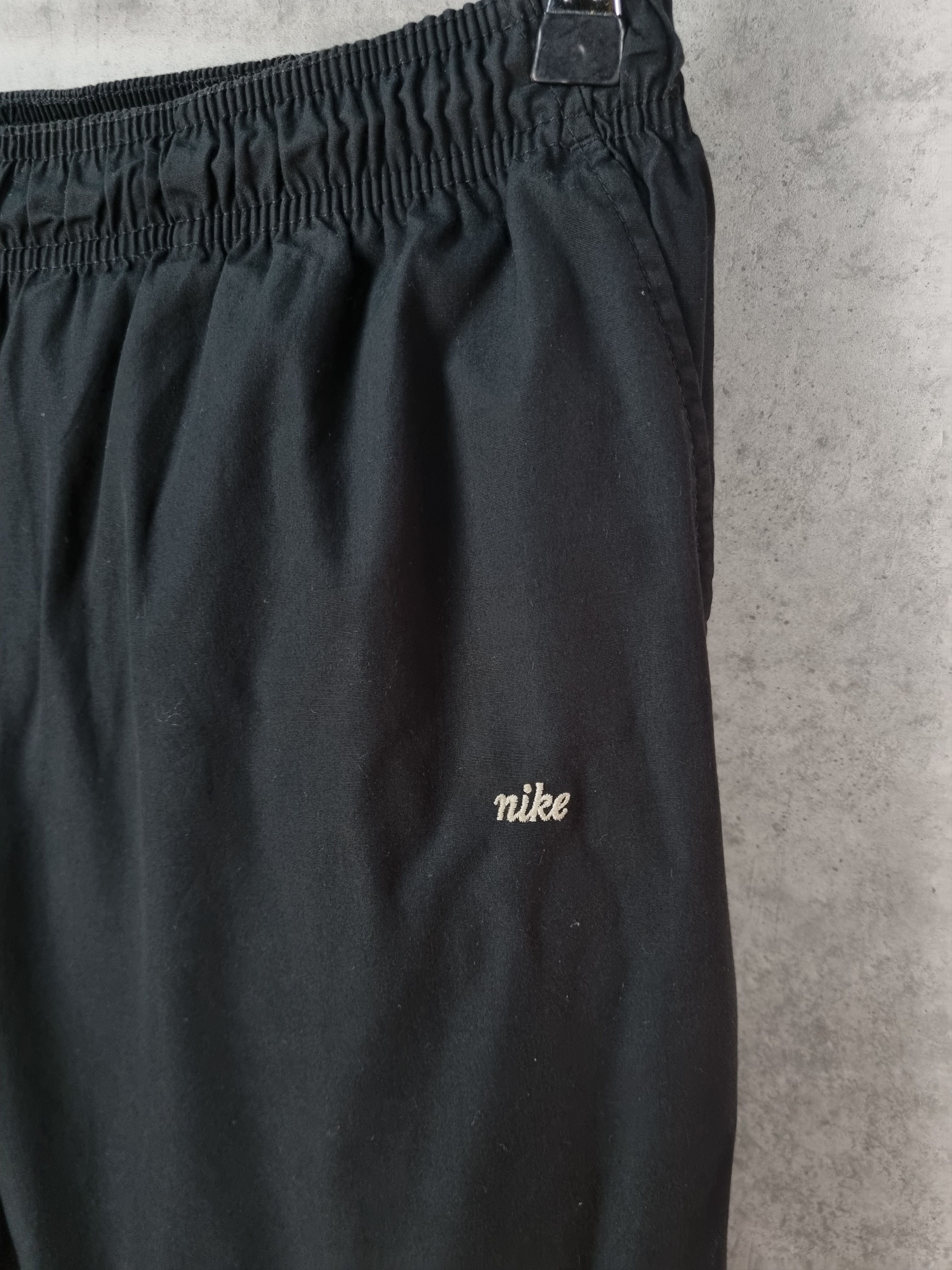 Nike × Vintage 90s Rare Nike Swoosh Nylon Sport Trousers Pants Size US 32 / EU 48 - 7 Thumbnail