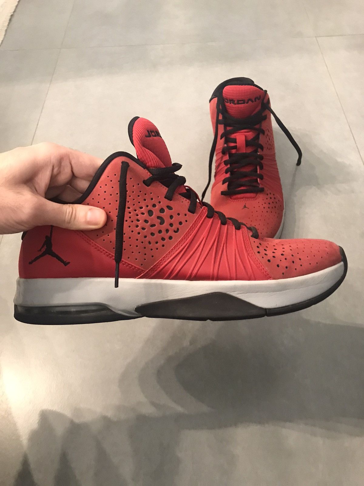 Jordan Brand Jordan red high top sneakers Size US 12.5 / EU 45-46 - 1 Thumbnail