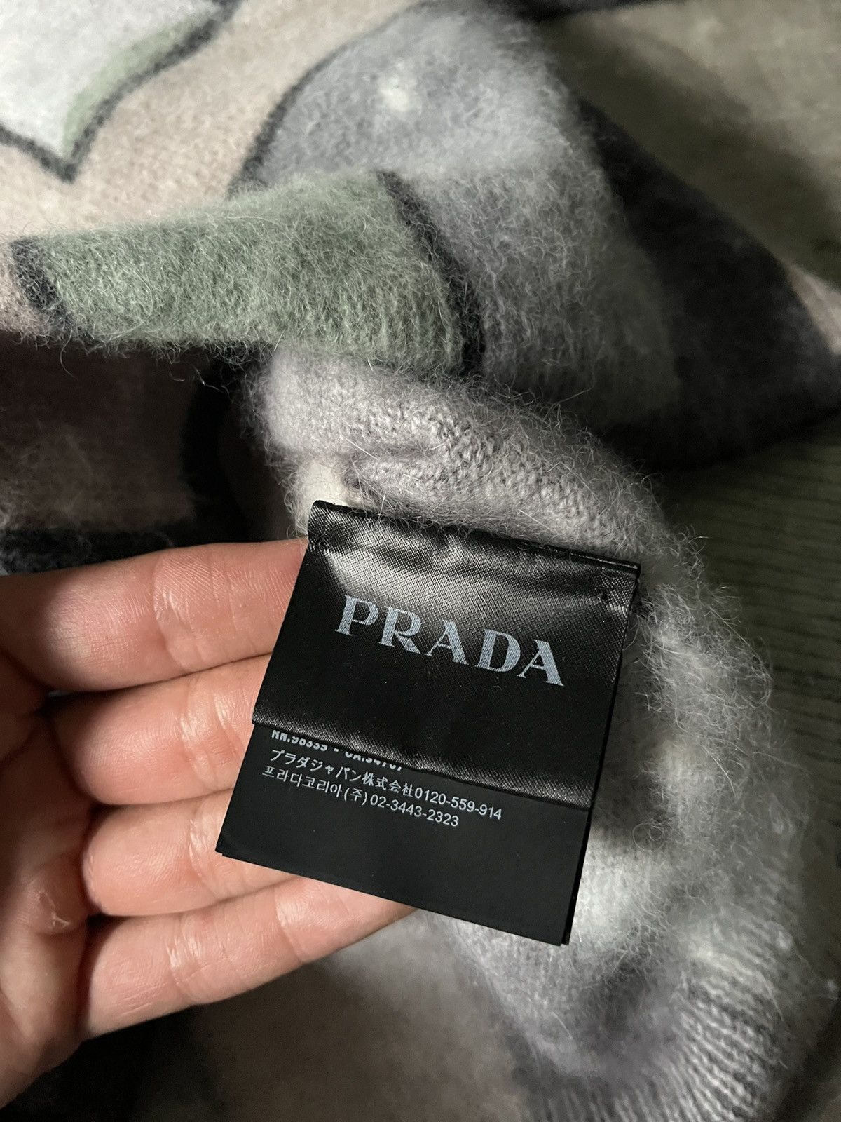 Prada Prada F/W 17 glass of wine and book angora fuzzy sweater Size US M / EU 48-50 / 2 - 20 Thumbnail
