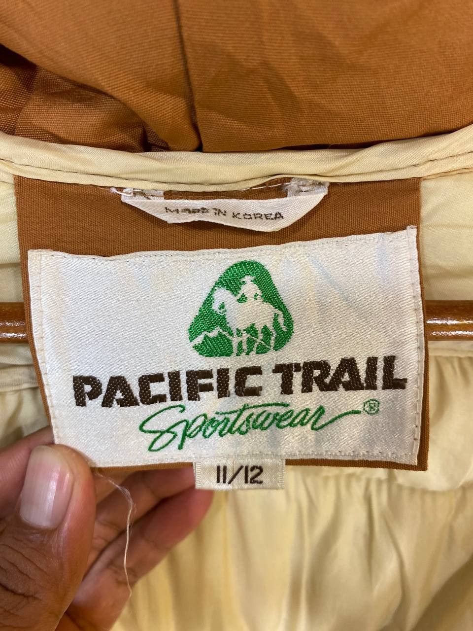 Pacific Trail vintage pacific trail skiwear puffer jacket nice design Size US M / EU 48-50 / 2 - 6 Thumbnail