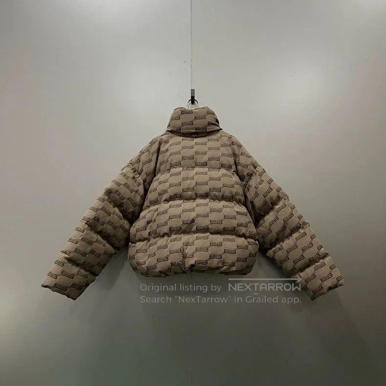 Balenciaga Balenciaga Logo Print Puffer Jacket. Size US XS / EU 42 / 0 - 2 Thumbnail