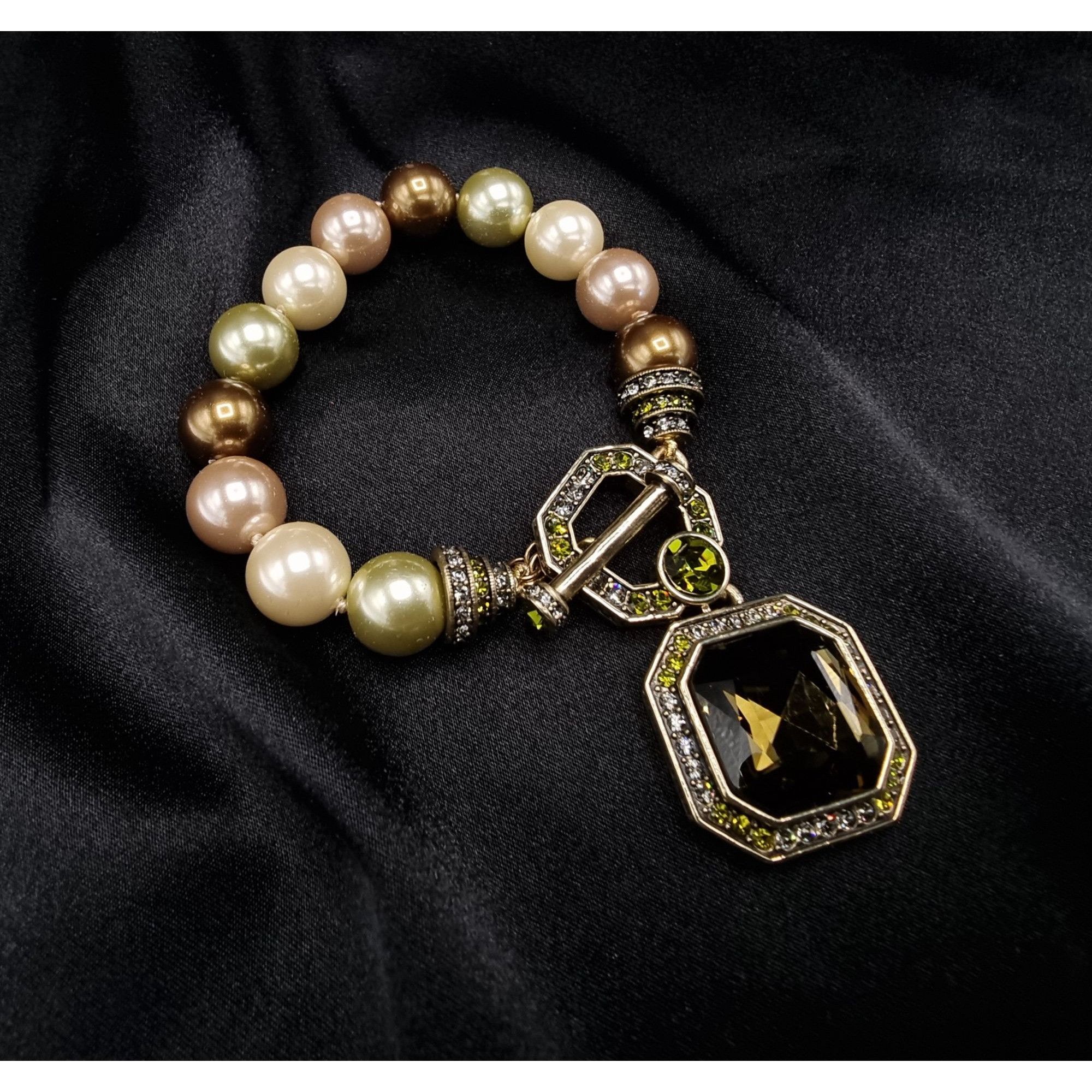Vintage Heidi Daus Pearl-Like Beaded Bracelet With Smoky Stone & Cry Size ONE SIZE - 2 Thumbnail