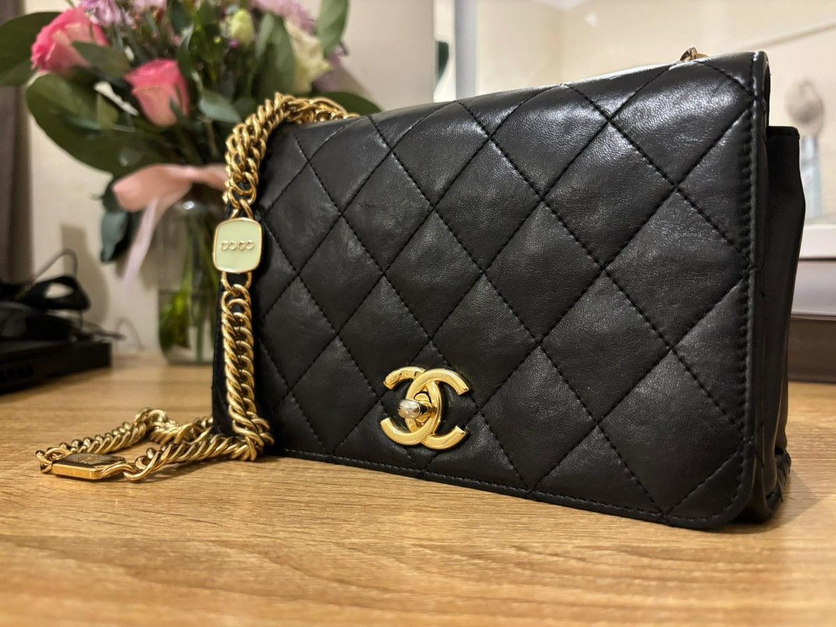 Chanel Chanel Seasonal Mini Flap Handbag Size ONE SIZE - 1 Thumbnail