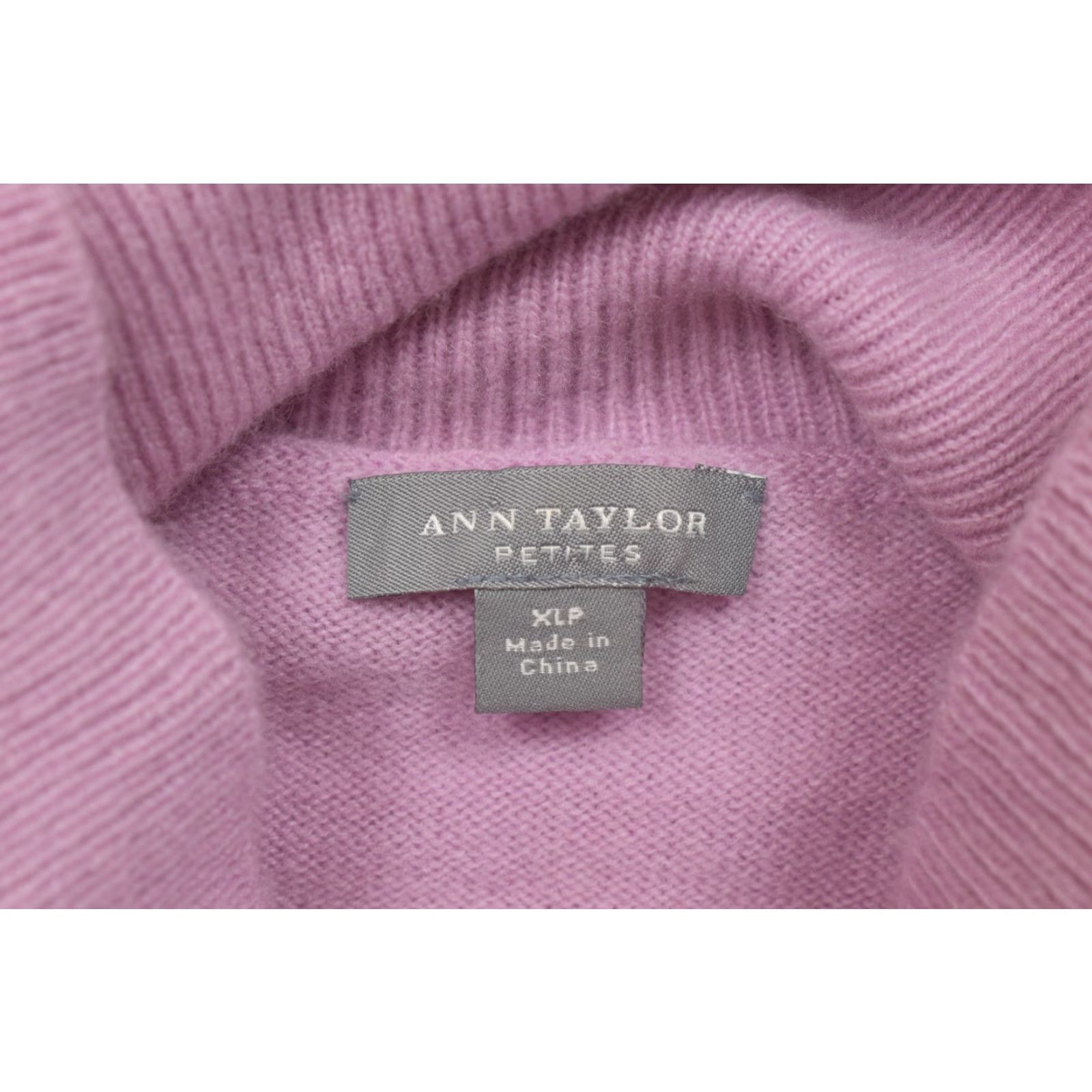 Ann Taylor Ann Taylor Petites Cashmere Sweater Womens XL Pink Turtleneck Long Sleeve Pullover Pullover Size XL / US 12-14 / IT 48-50 - 7 Thumbnail
