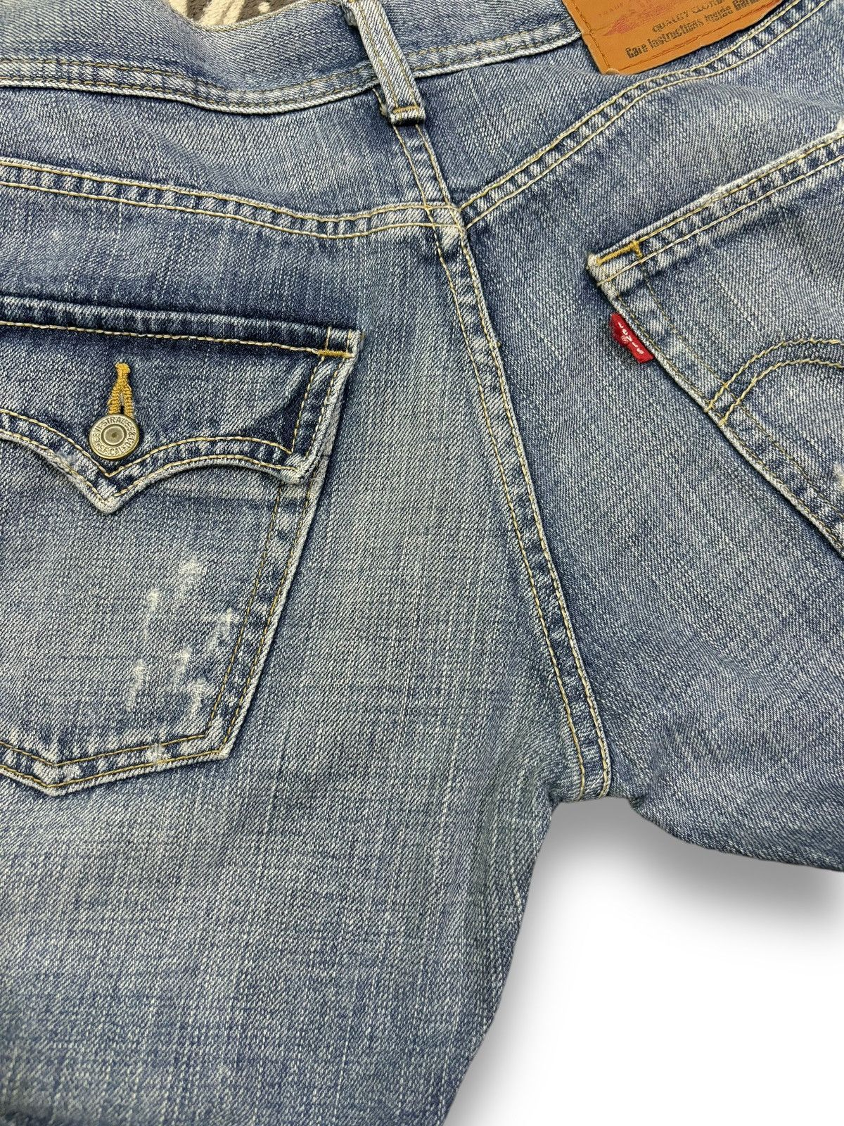 Levi's Vintage 2000s Levis Blue Washed Loose Fit Distressed Jeans Size US 29 - 13 Thumbnail