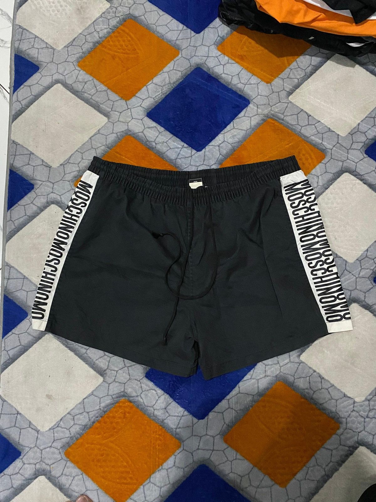 Moschino × Vintage moschino mare vintage 90s shorts Size US 38 / EU 54 - 1 Thumbnail