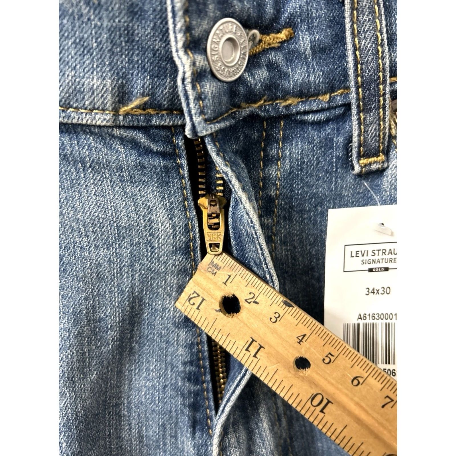 Vintage Levi Strauss Signature Gold Jeans Mens 34x30 Blue Relaxed Straight Denim Flex Waistband Jeans Regular Blue Men XS? Size US 34 / EU 50 - 6 Thumbnail