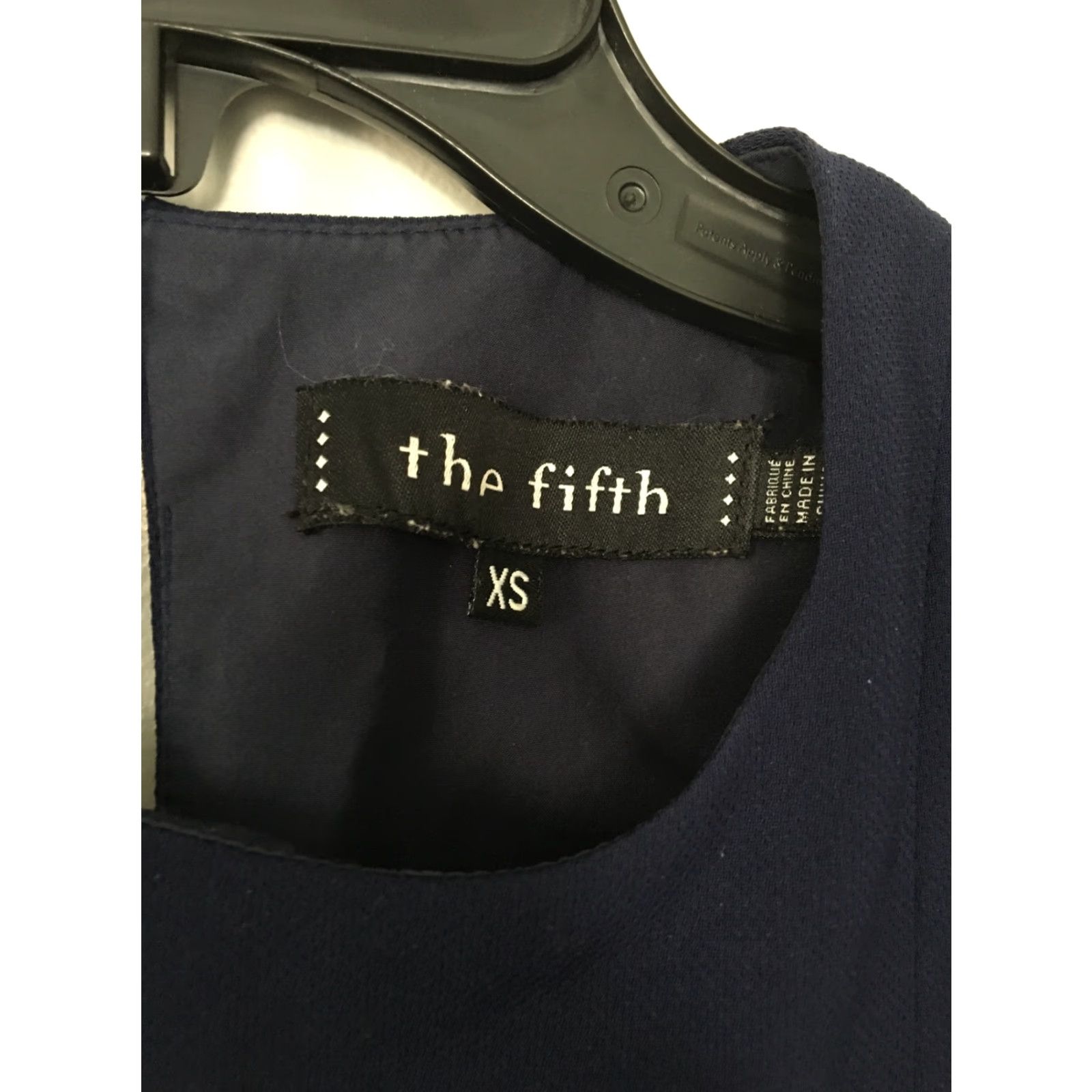 Vintage The Fifth Label Tank Womens XS Navy Blue Keyhole Back High Low Sleeveless Round Neck Button Back Size XS / US 0-2 / IT 36-38 - 4 Thumbnail