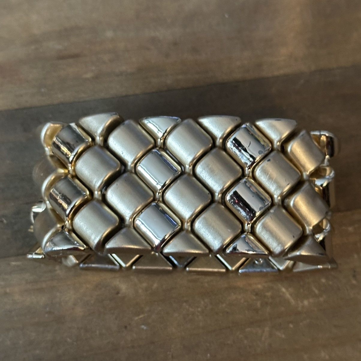 Other Chunky gold tone woven stretch bracelet Size ONE SIZE - 4 Thumbnail