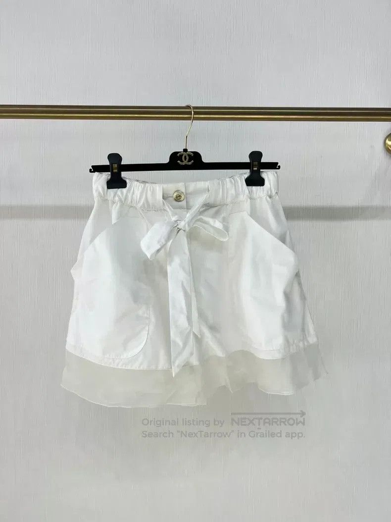 Chanel Chanel White bow tie mesh shorts Size 24" / US 00 / IT 34 - 1 Thumbnail