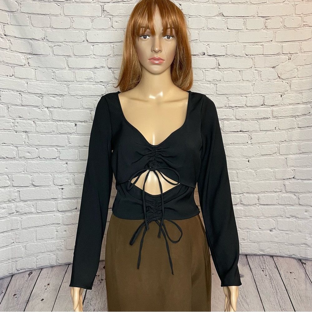 Zara New Zara Black Ruched Cut-out Top Blouse Size S Size S / US 4 / IT 40 - 2 Thumbnail
