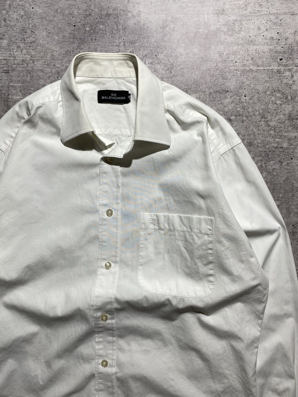 Balenciaga Balenciaga rare luxury shirt Size US M / EU 48-50 / 2 - 5 Thumbnail