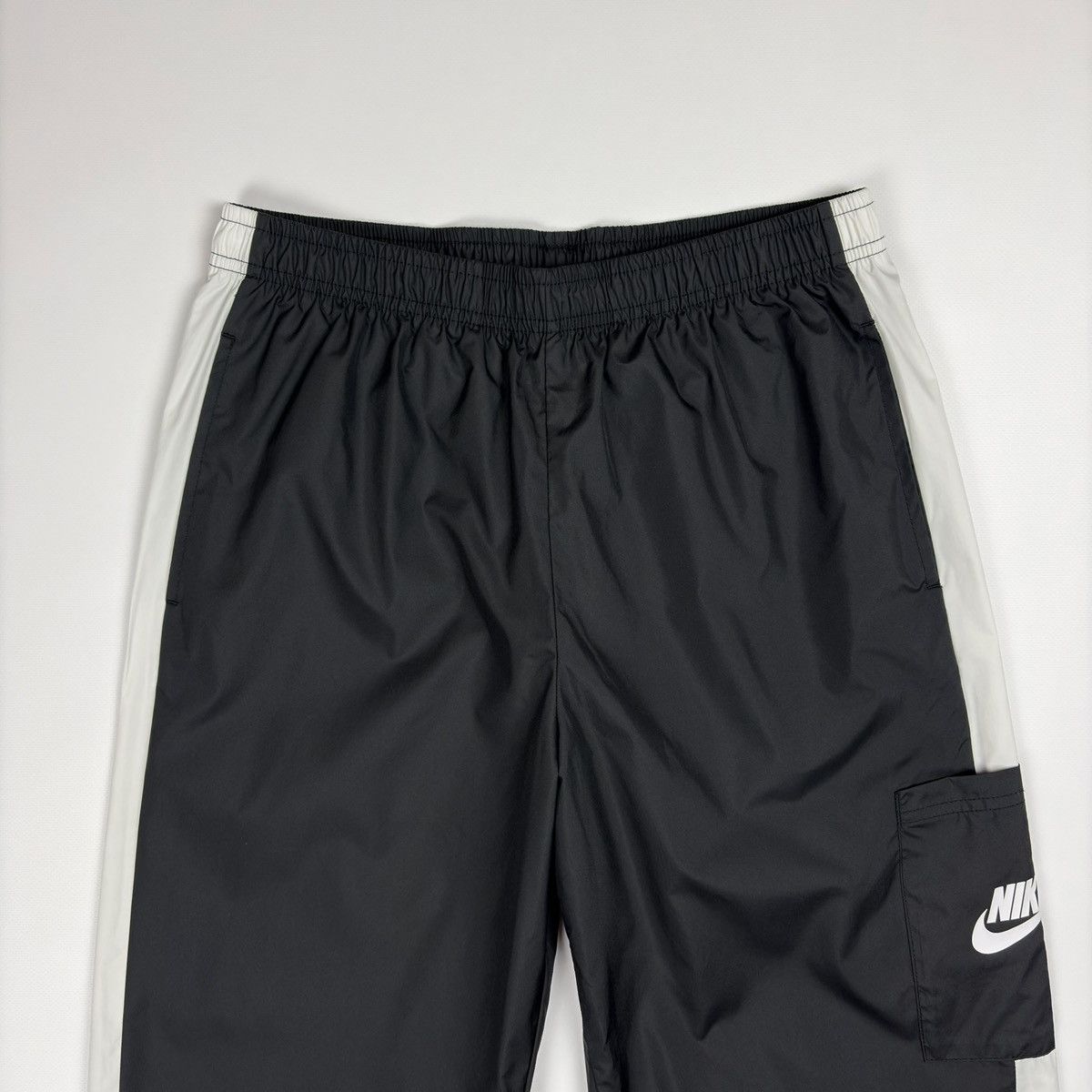 Nike Nike Nylon Sweatpants women Joggers Size 30" / US 8 / IT 44 - 4 Thumbnail