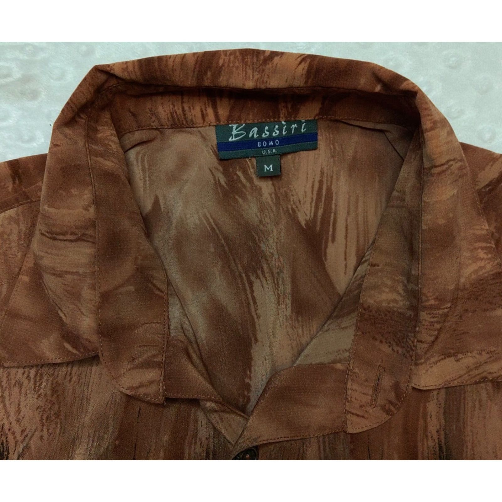 Vintage Bassiri Uomo Vtg Geometric Shirt Men M Button-Up Blue Brown Polyester Microfiber Short Sleeve Casual Business Size US M / EU 48-50 / 2 - 5 Thumbnail
