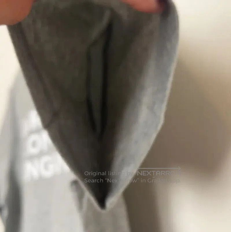 Burberry Burberry Gray Cotton Men's T-Shirt. Size US S / EU 44-46 / 1 - 6 Thumbnail