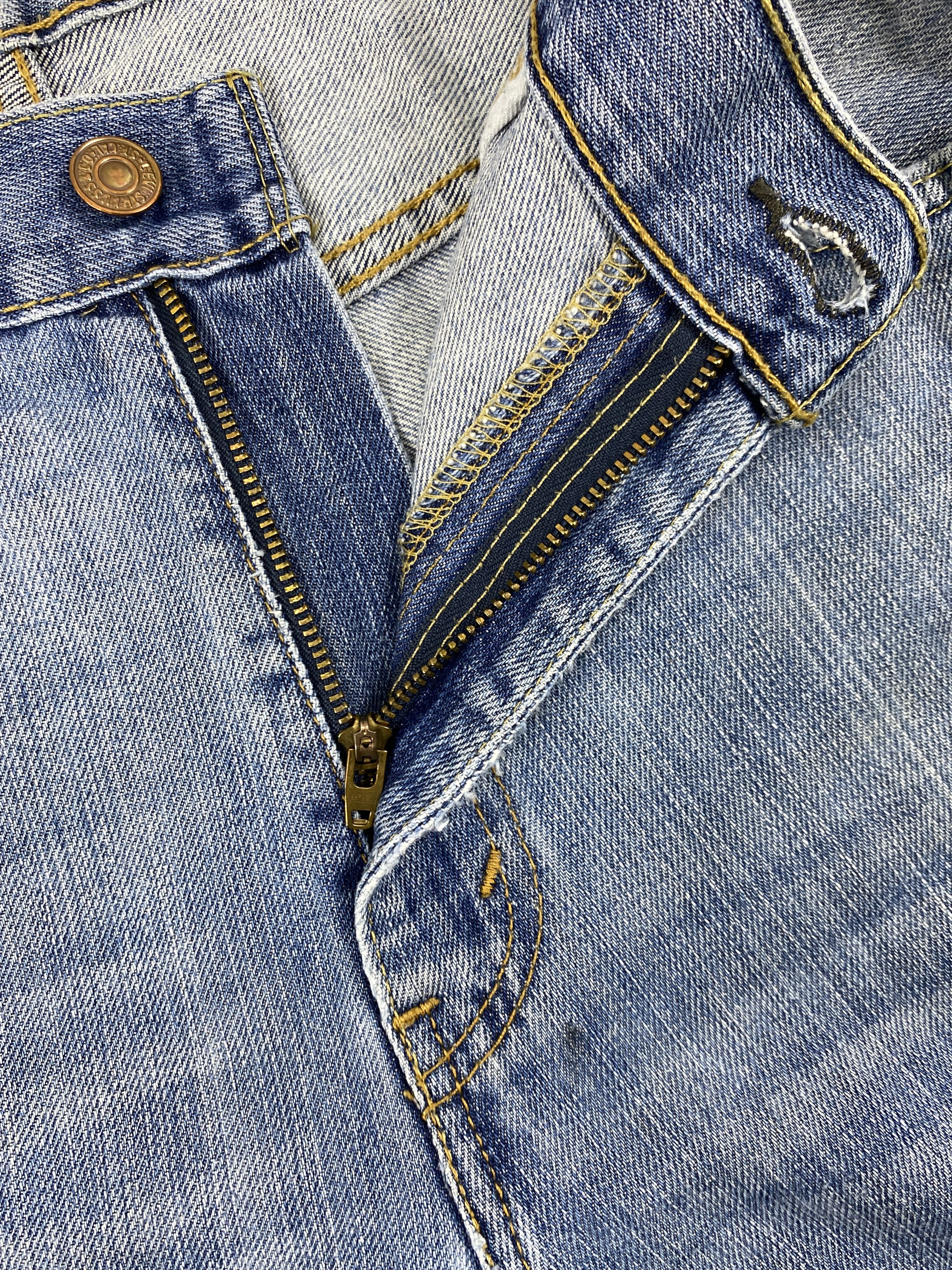Levi's Blue Wash Vintage Levi's 569 Jeans 37x35.5 Denim -SJ106 Size US 37 - 6 Thumbnail