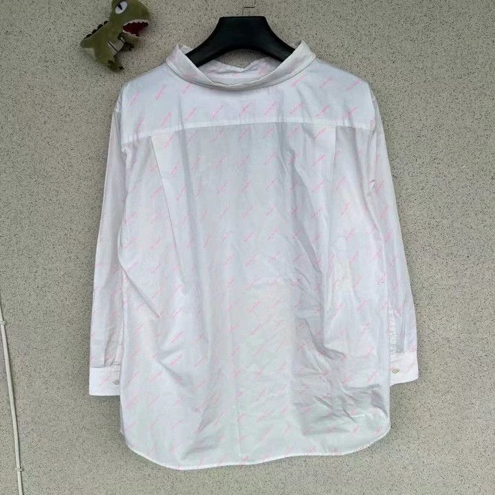 Balenciaga Balenciaga size 36 Full print shirt hoodie Size XS / US 0-2 / IT 36-38 - 1 Thumbnail
